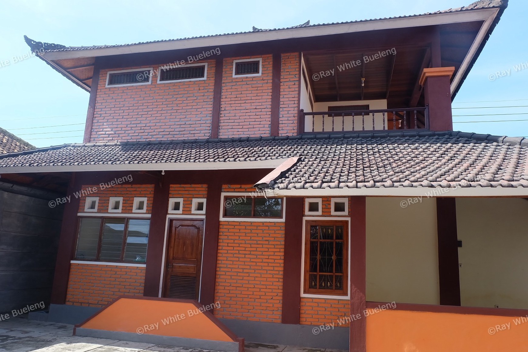 Beautiful Residences In The Center Of Singaraja