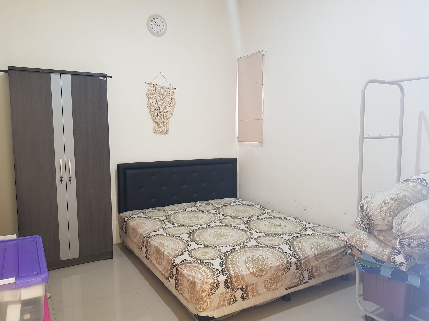 Murah Banget! Rumah Minimalis + Taman di Cisaranten, Arcamanik