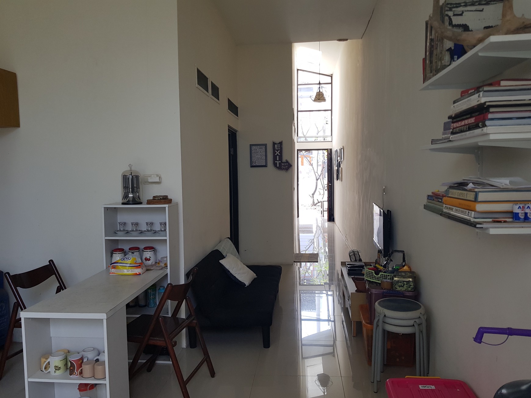 Murah Banget! Rumah Minimalis + Taman di Cisaranten, Arcamanik
