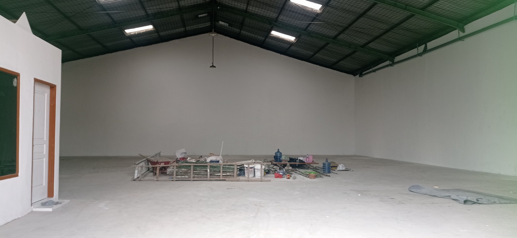 Di Sewakan Gudang Angtropolis