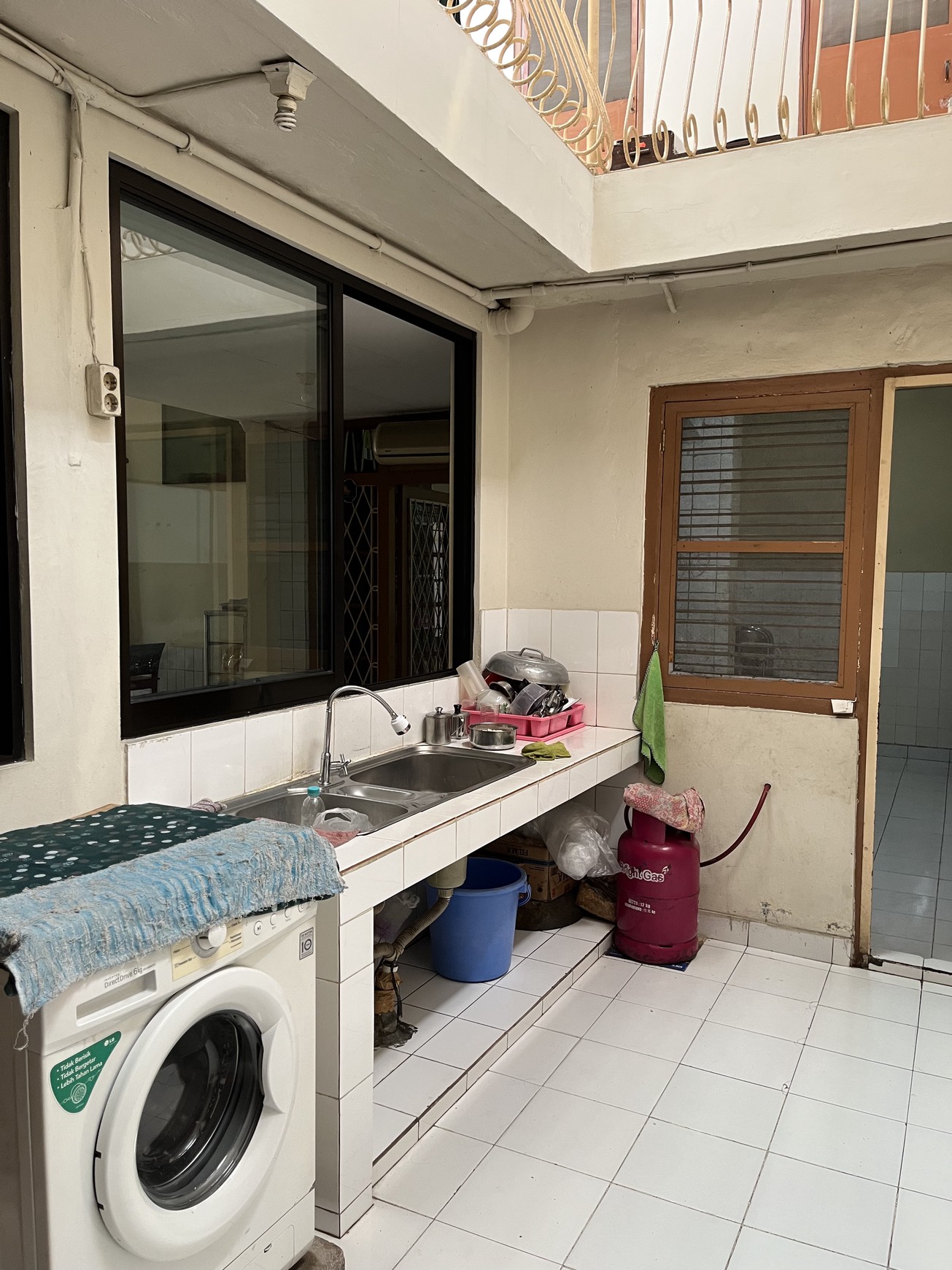 RUMAH DIJUAL JALAN KH HASYIM ASHARI JAKARTA PUSAT