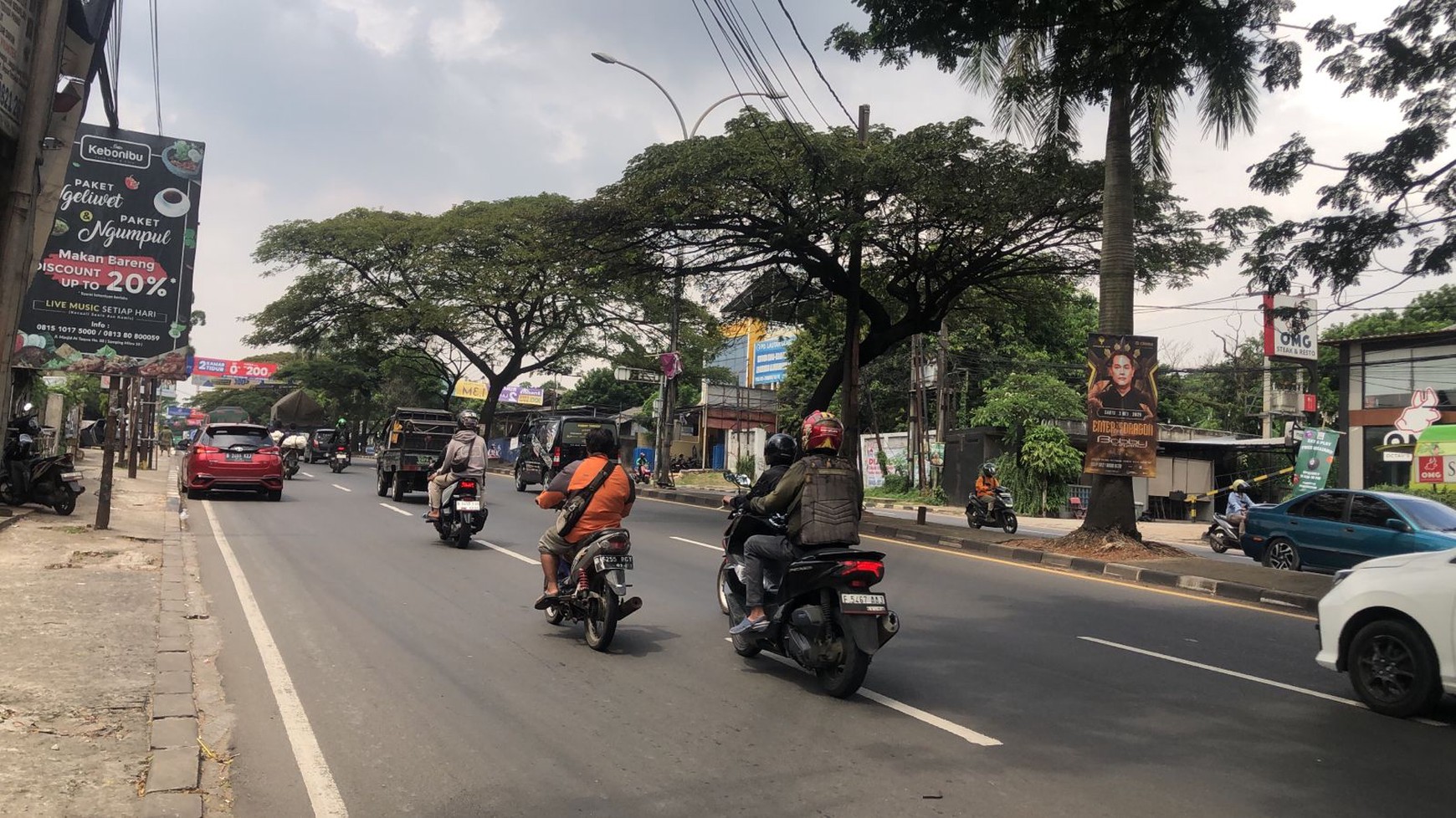 For sale Tanah Komersial lokasi Strategis Pinggir Jalan Raya Transyogi Cibubur
