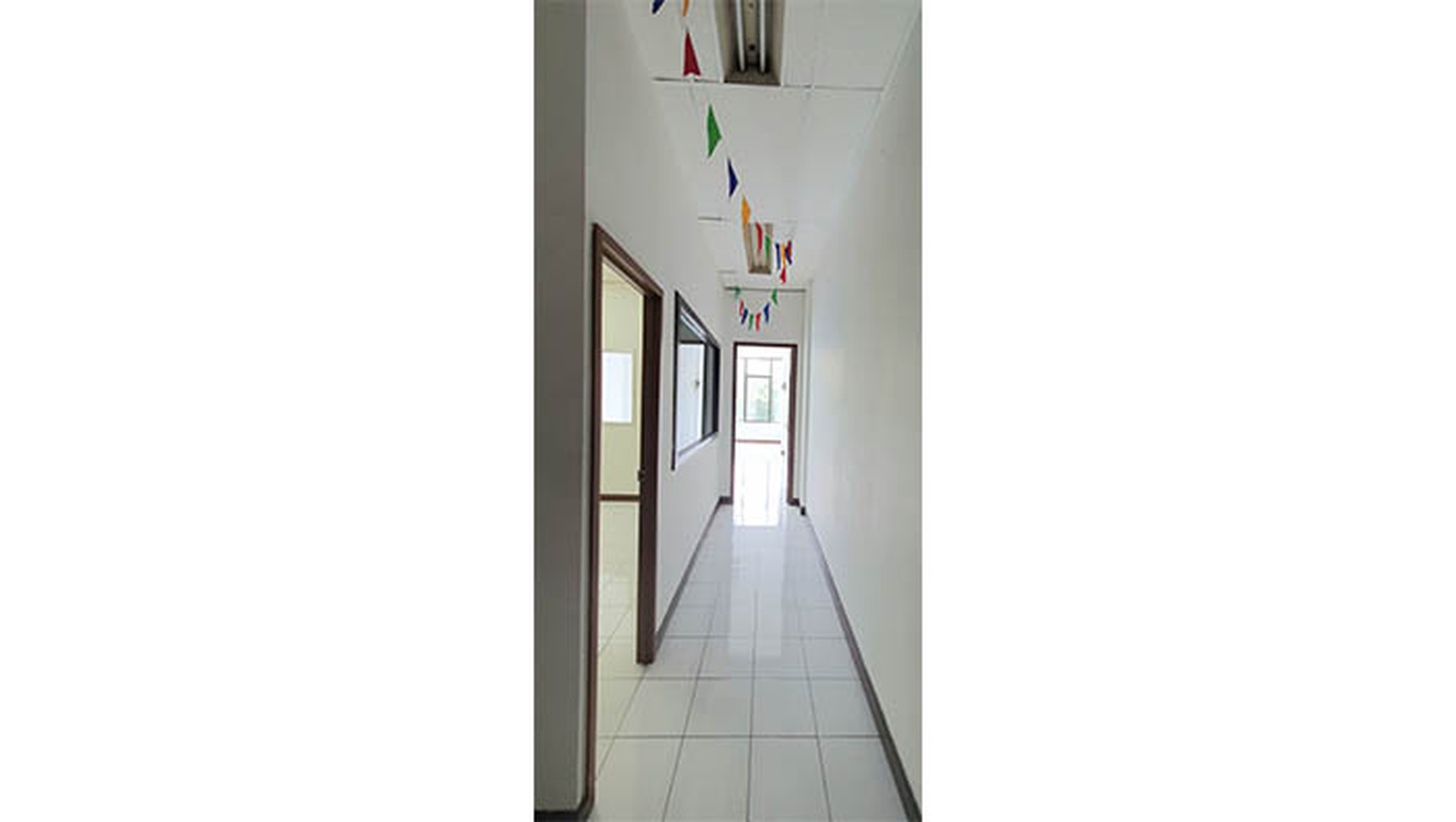 Ruang Kantor Disewa hanya lantai 4 saja di Ruko Bukit Gading Indah / Gading Bukit Indah depan Kirana, Kelapa Gading