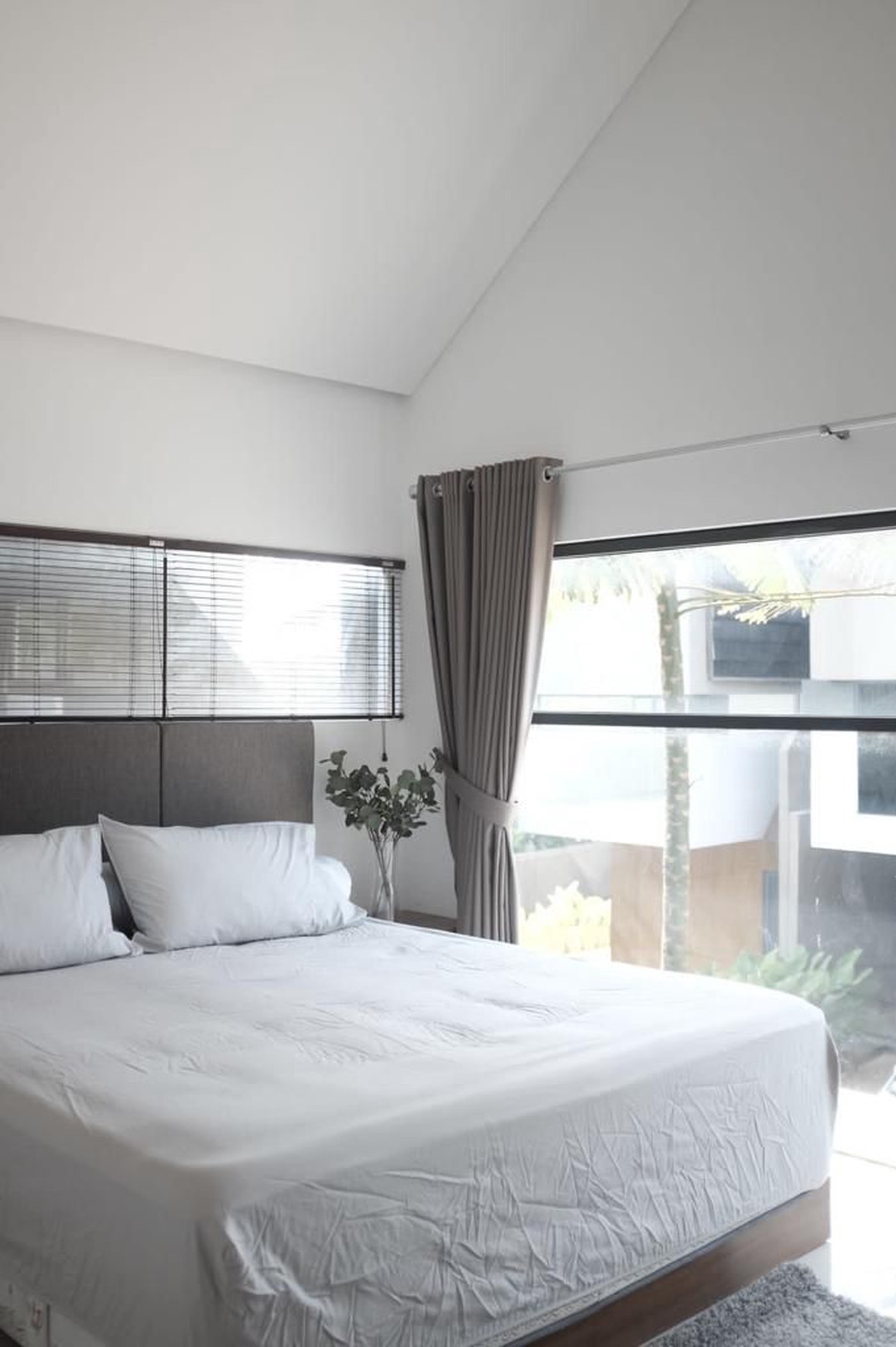 For Sale Rumah Cantik Fully Furnished di Private Cluster Dekat Sekolah Cikal Amri Setu Cipayung