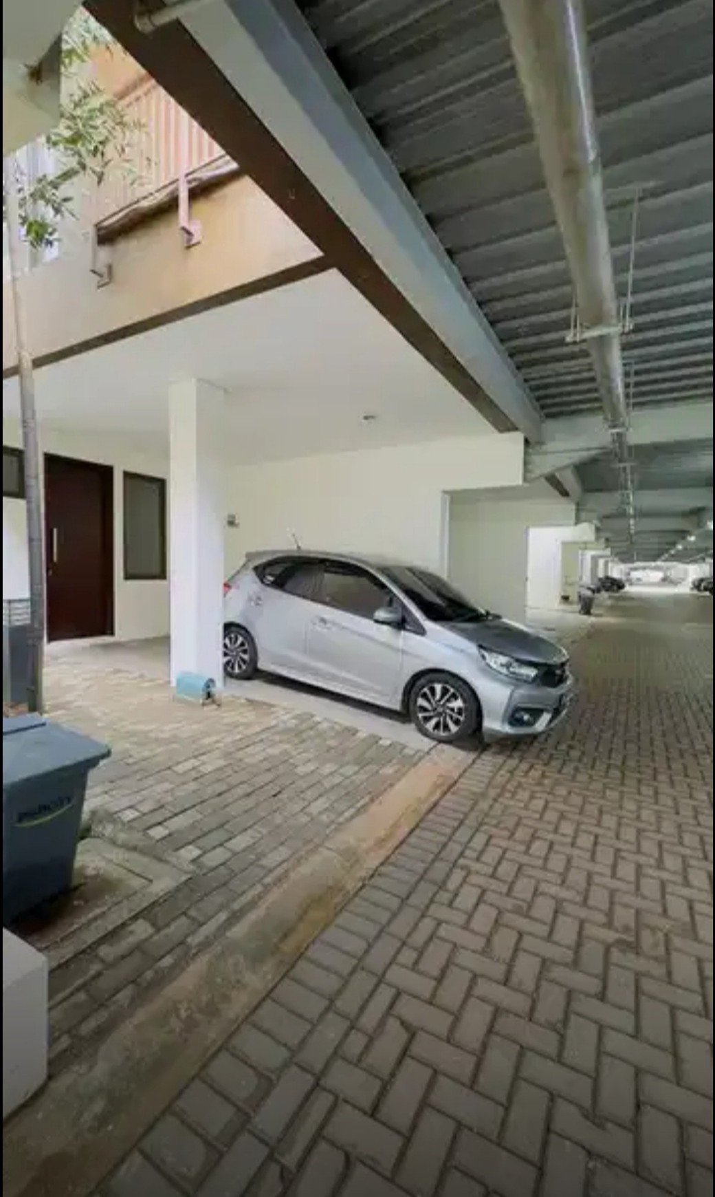 Termurah. Rumah modern Greenwich Park Whelford, BSD