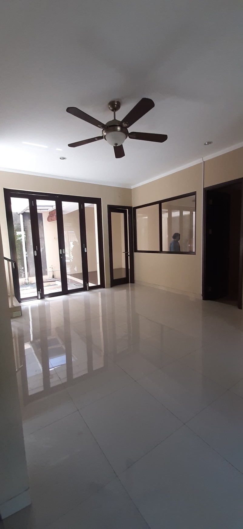 Rumah Keren Diarea Cluster Discovery Bintaro Jaya Sektor 9