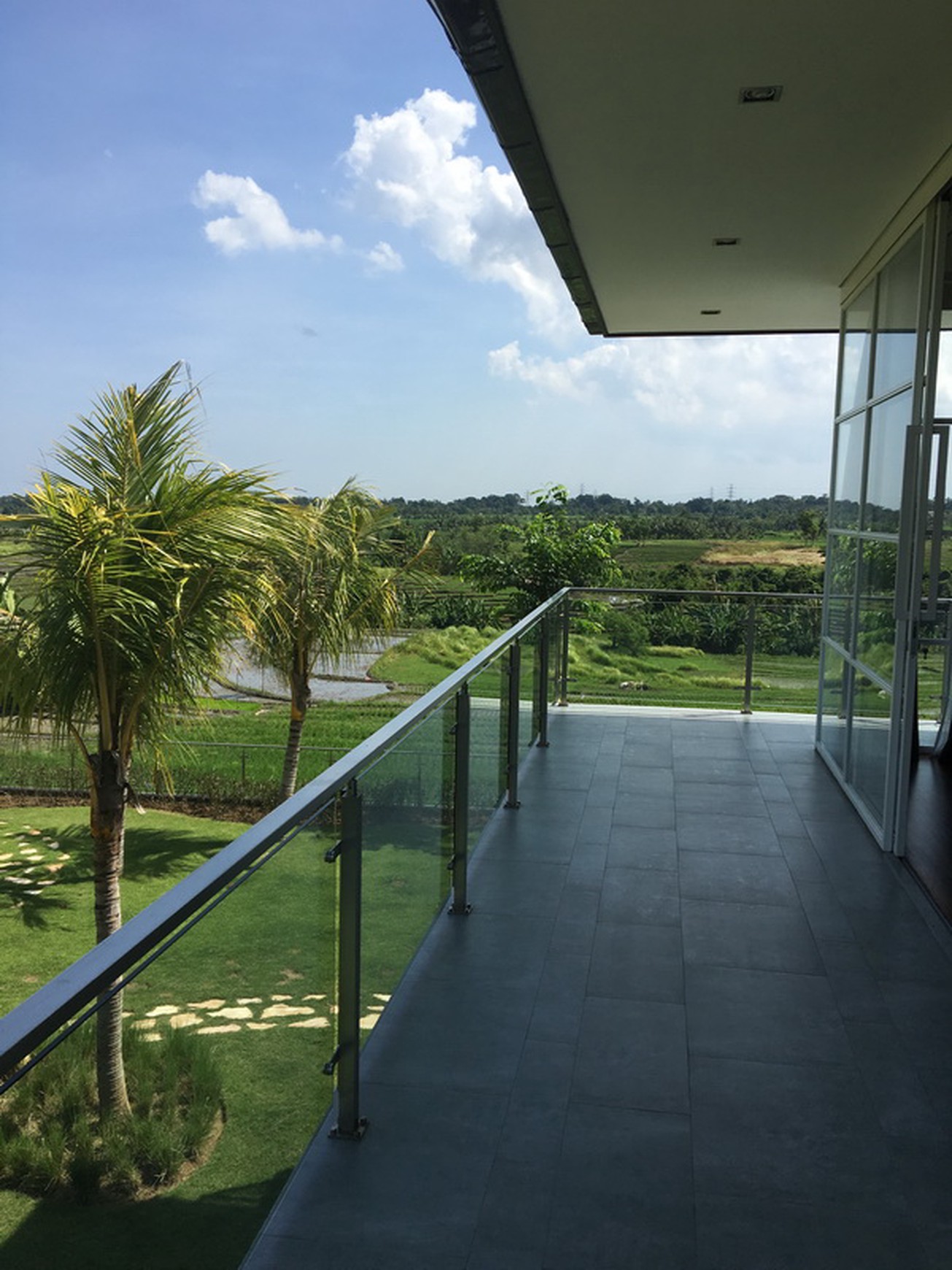 Freehold - Exquisite Private Estate with Ricefield and Breathtaking Sunsets view in Munggu, Bali