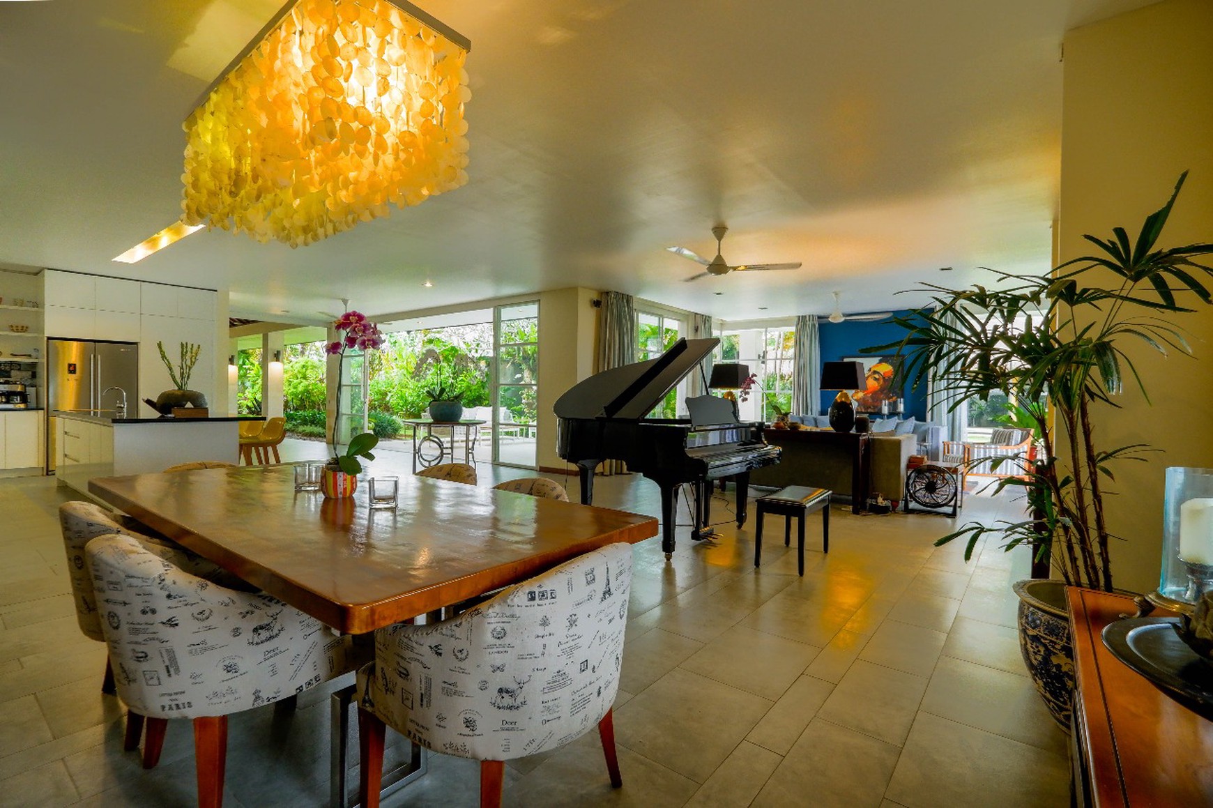 Freehold - Exquisite Private Estate with Ricefield and Breathtaking Sunsets view in Munggu, Bali