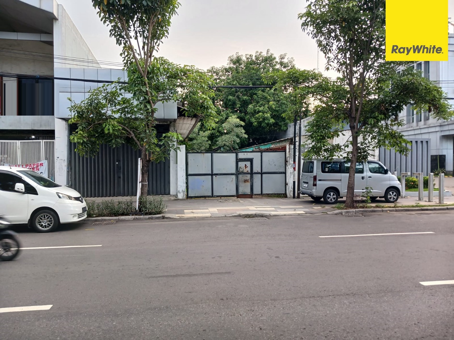 Dijual Tanah Kavling Strategis di Jalan Demak Surabaya