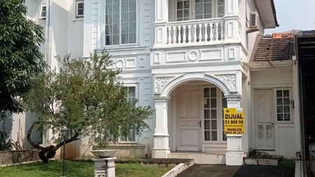 Rumah di Victoria River Park BSD 