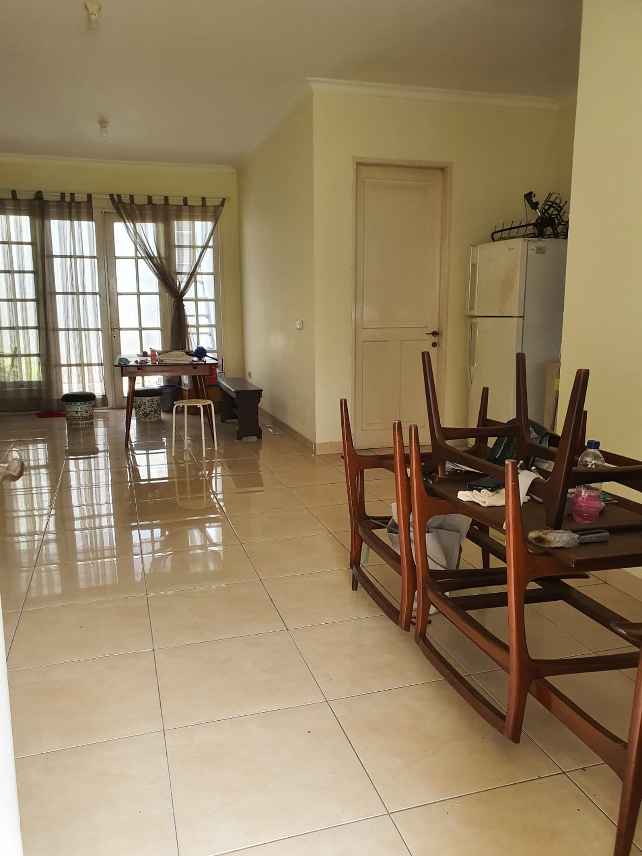 Rumah di Victoria River Park BSD 