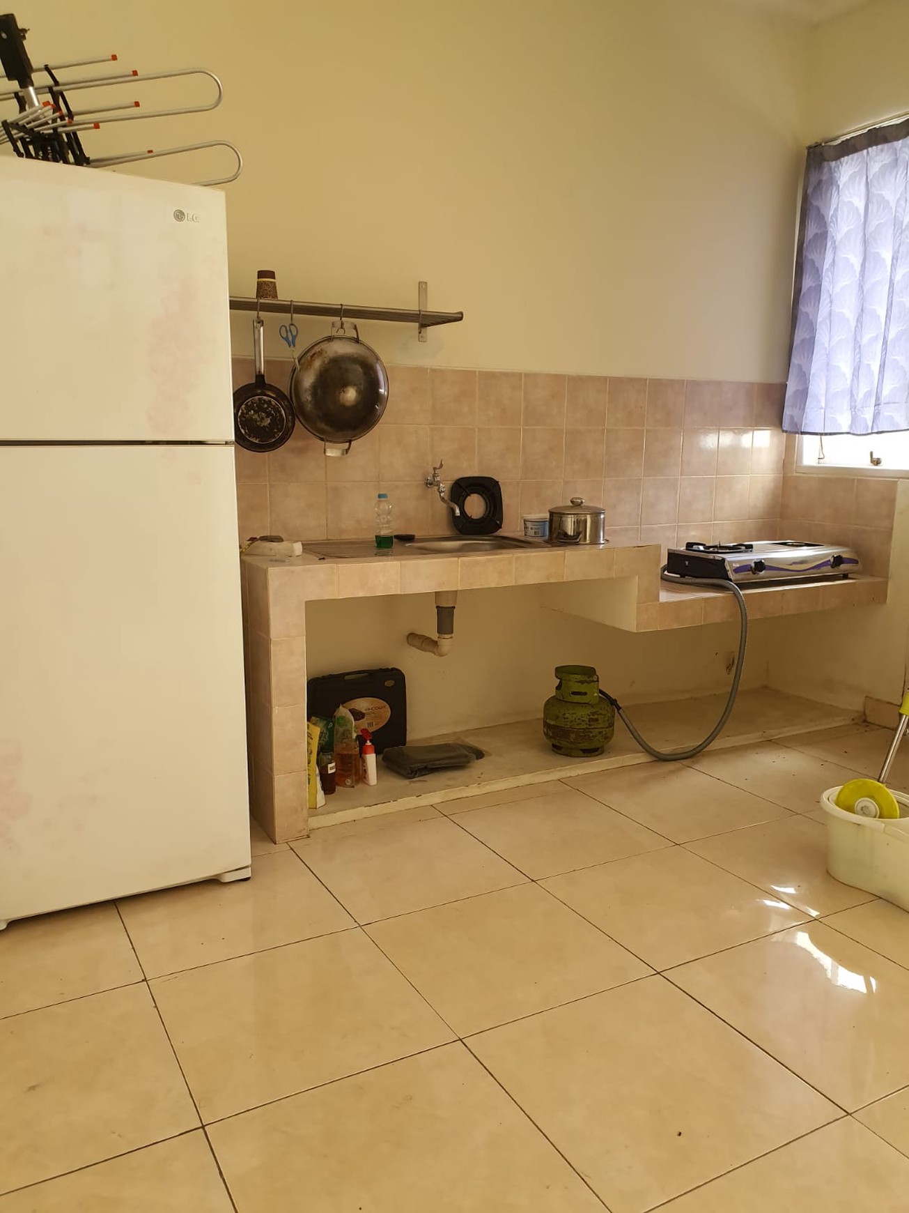 Rumah di Victoria River Park BSD 