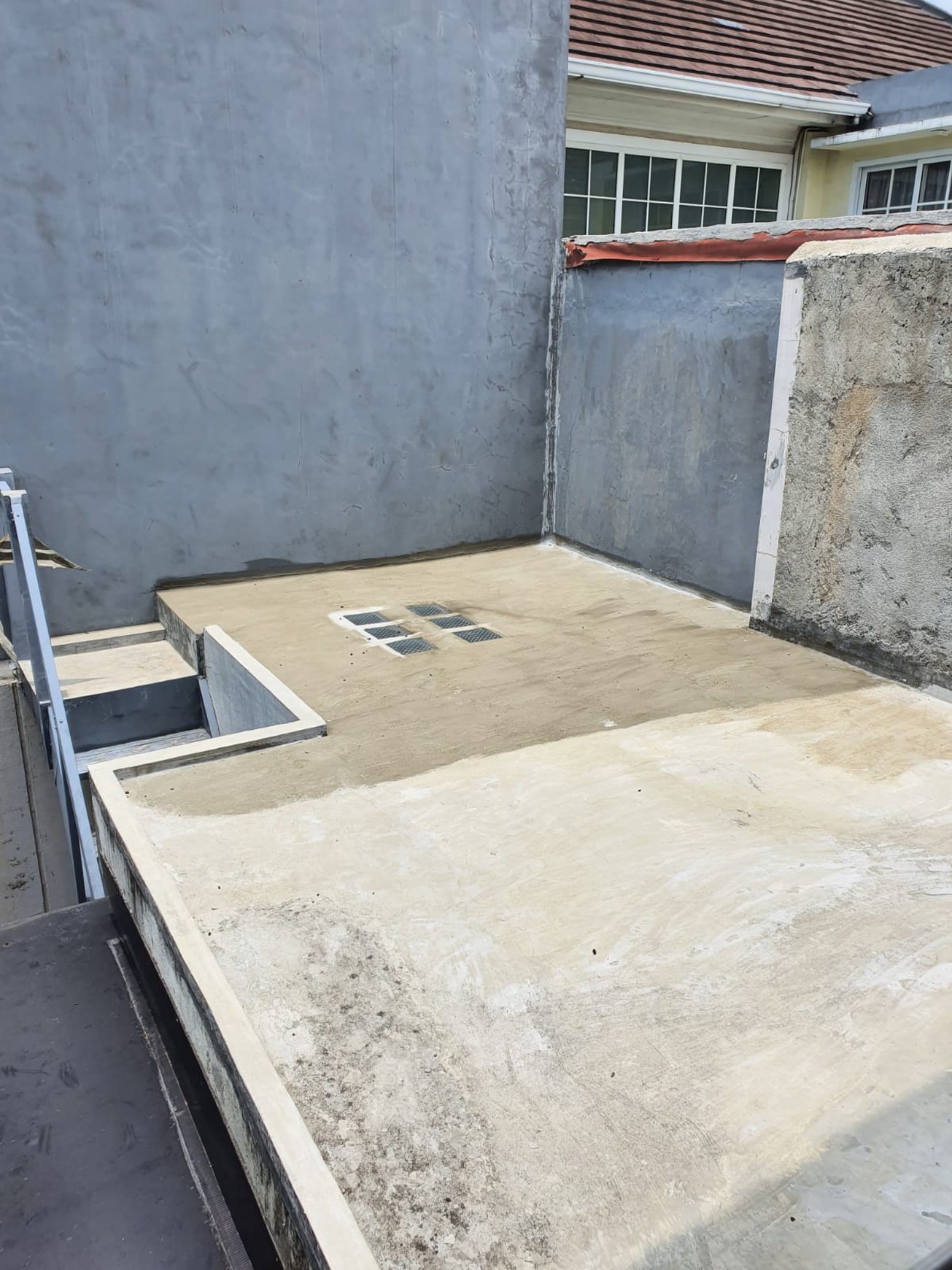 Rumah di Victoria River Park BSD 