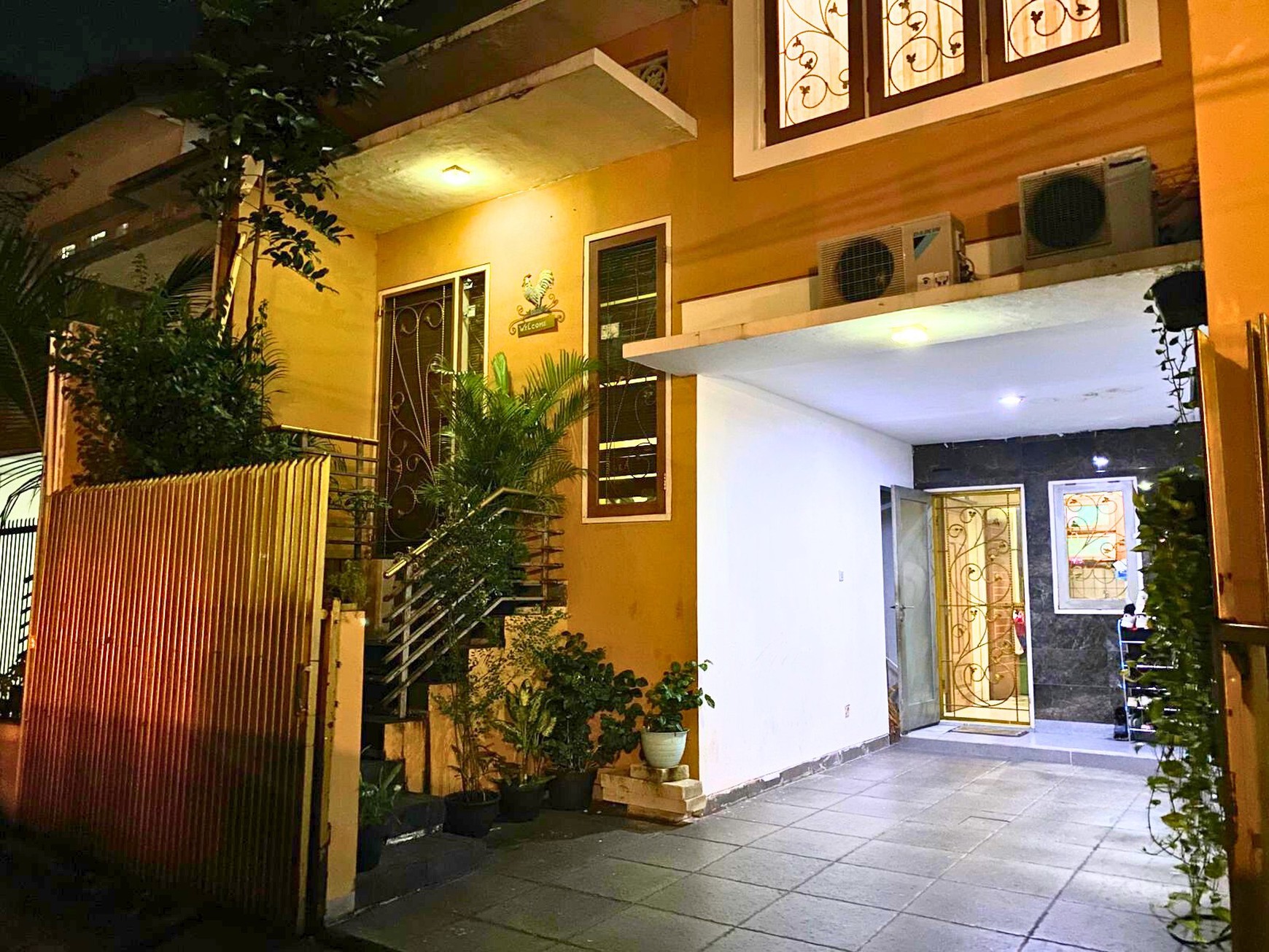 Dijual Rumah Nyaman Daerah Tebet Jakarta Selatan Akses 1 Mobil