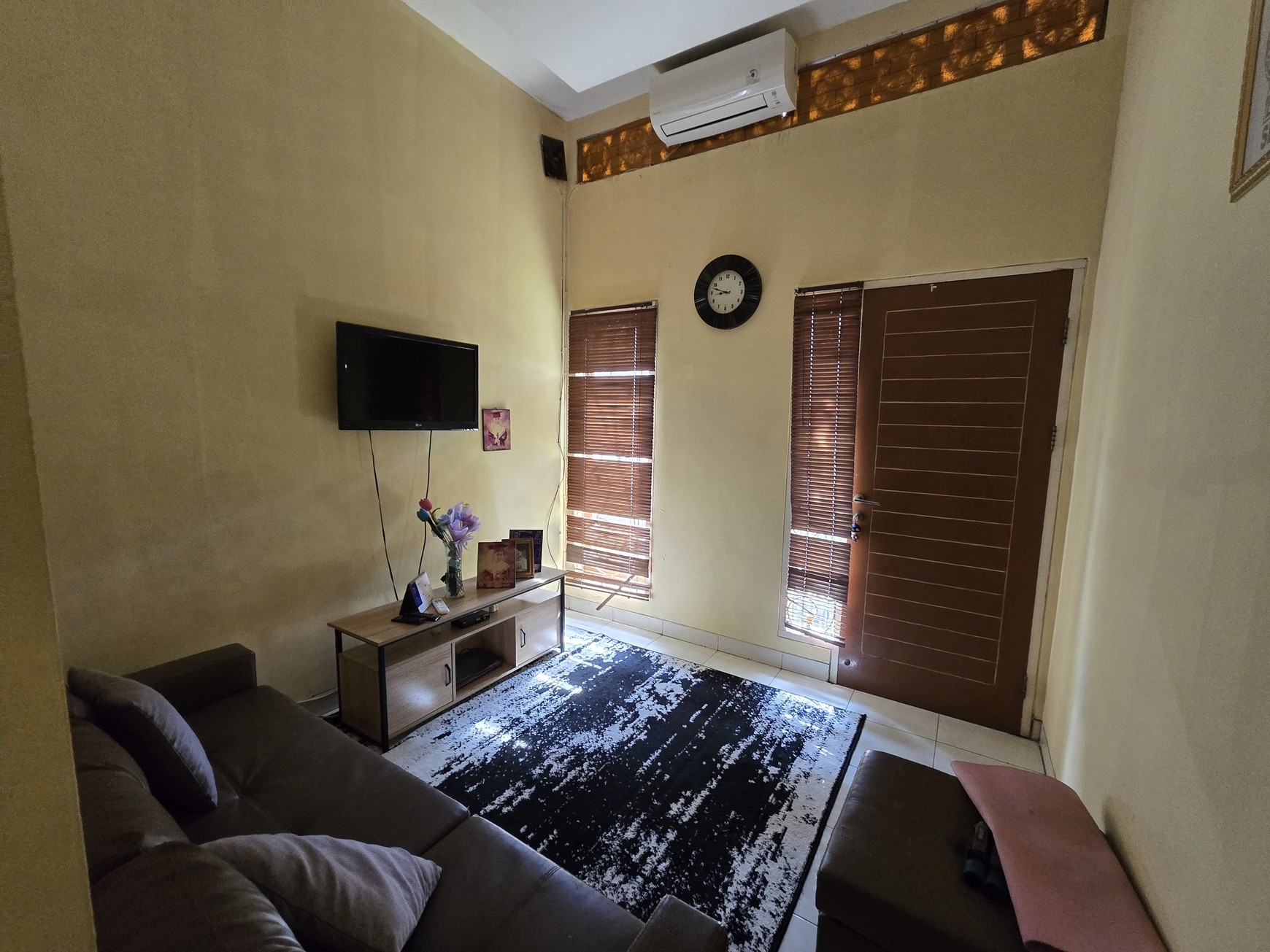 Dijual Rumah Nyaman Daerah Tebet Jakarta Selatan Akses 1 Mobil