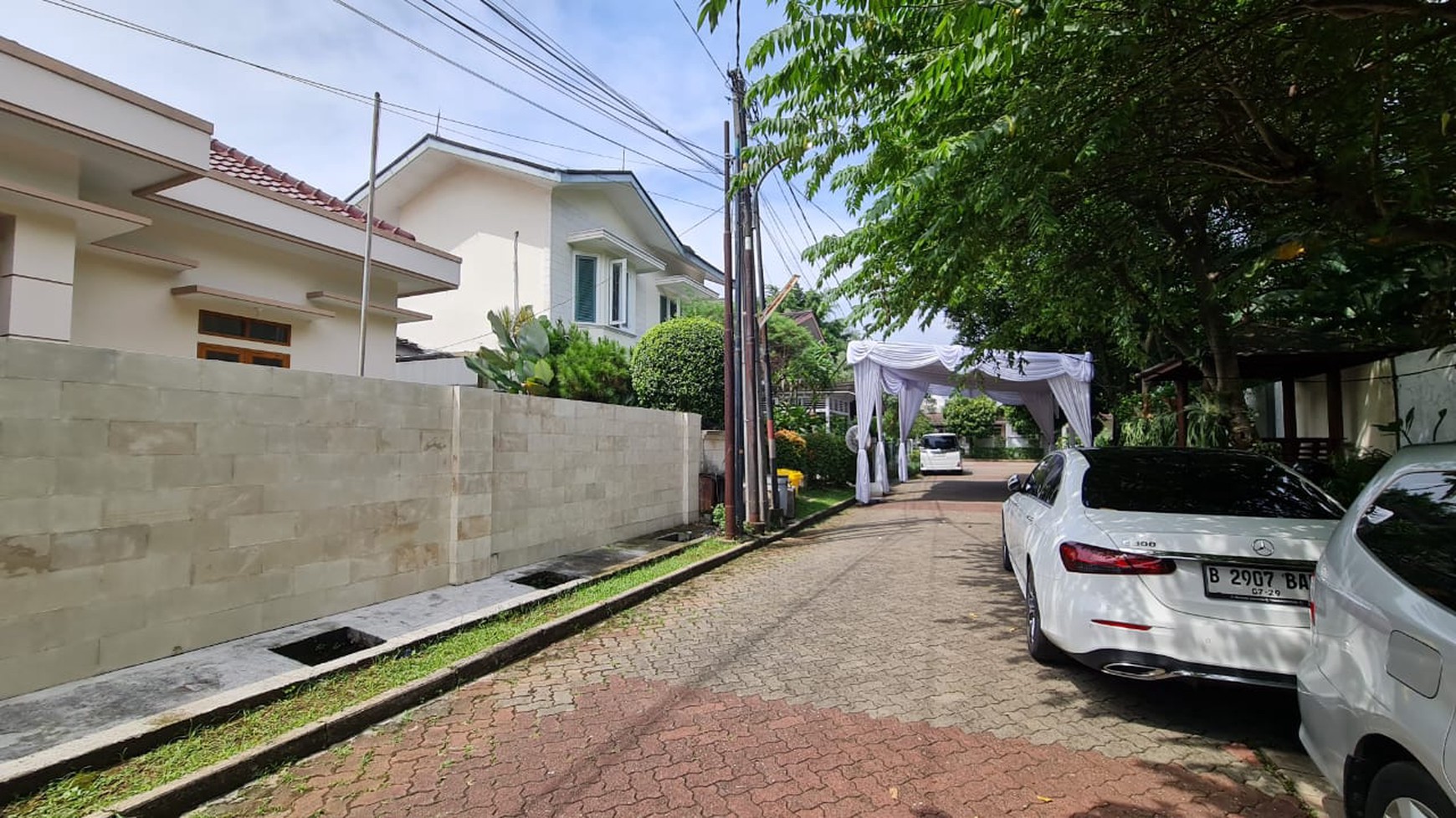 Rumah Tinggal 1 Lantai + Rooftop di Pejaten Mas Pasar Minggu