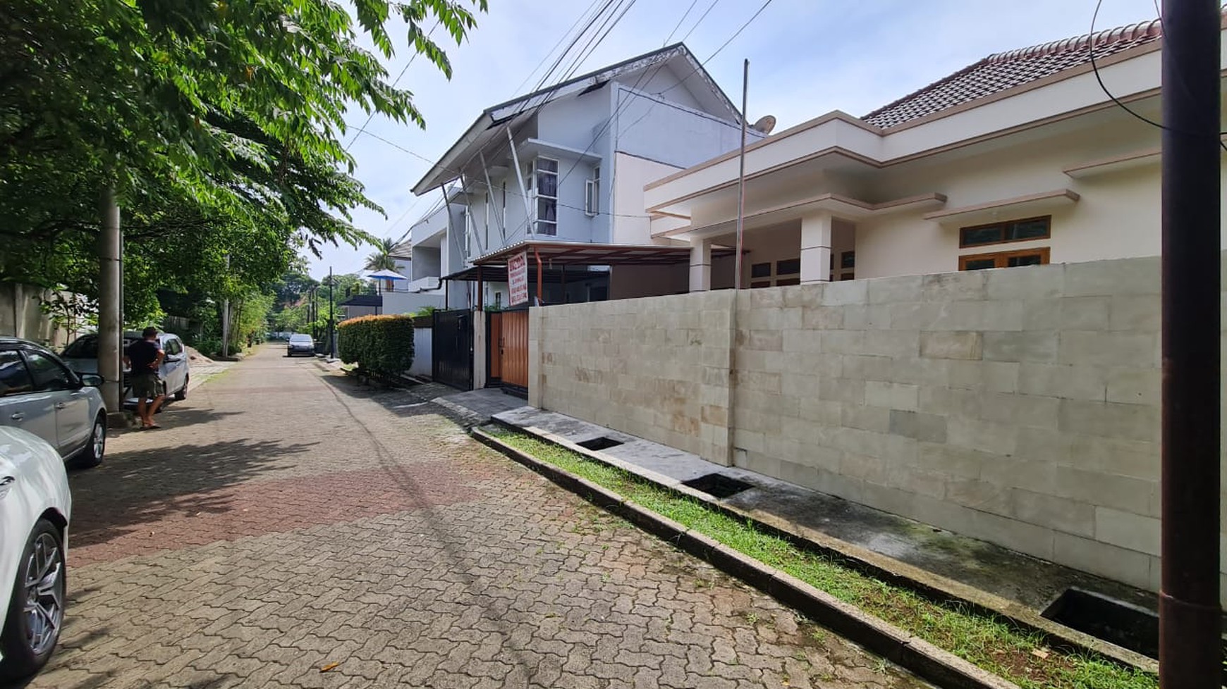 Rumah Tinggal 1 Lantai + Rooftop di Pejaten Mas Pasar Minggu
