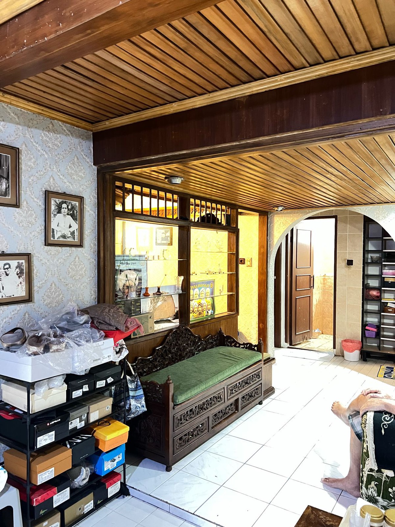 Rumah dengan halaman luas di Witana Harja