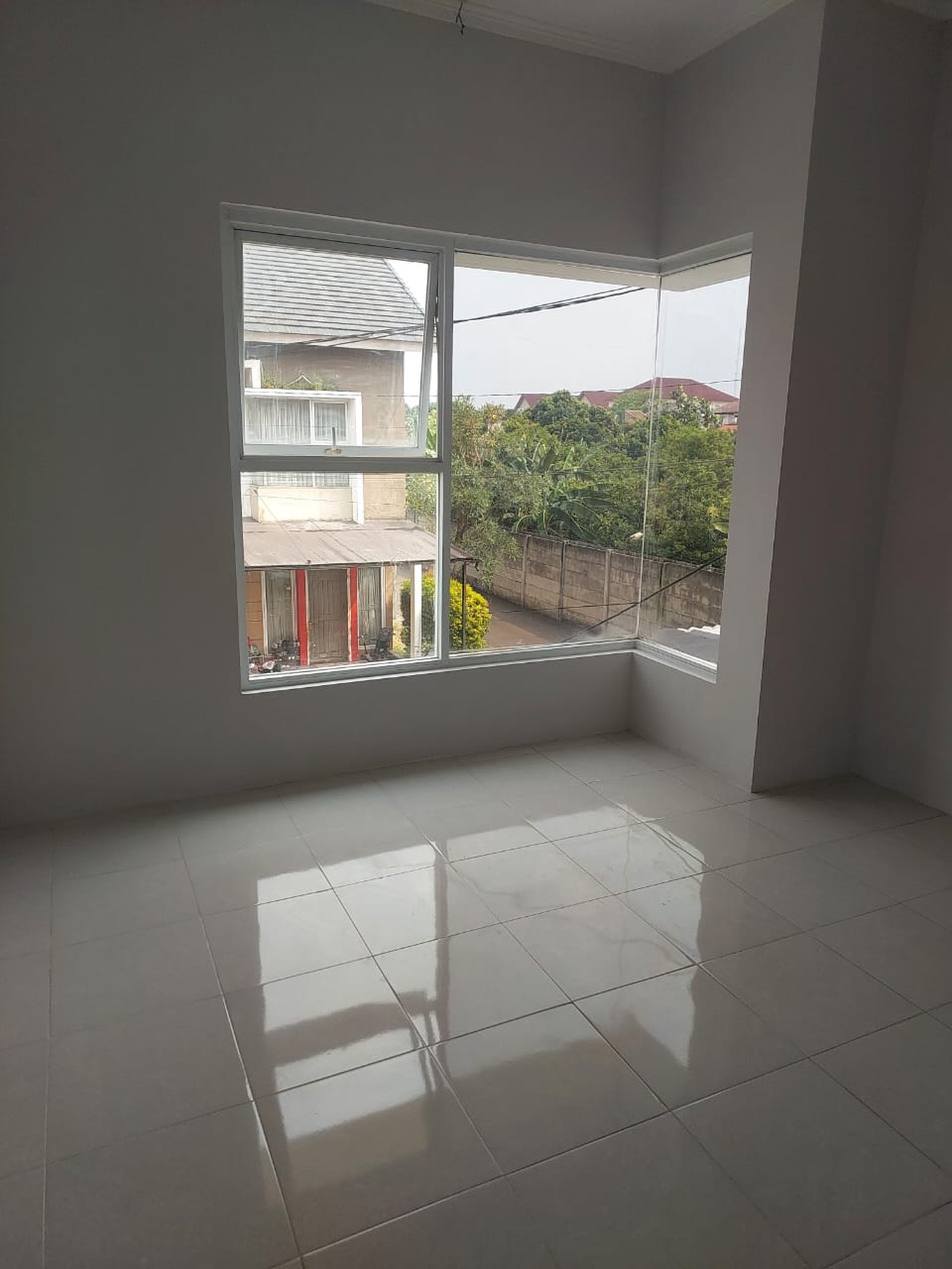 Best Price. Rumah bagus New Serpong Estate, Ciater