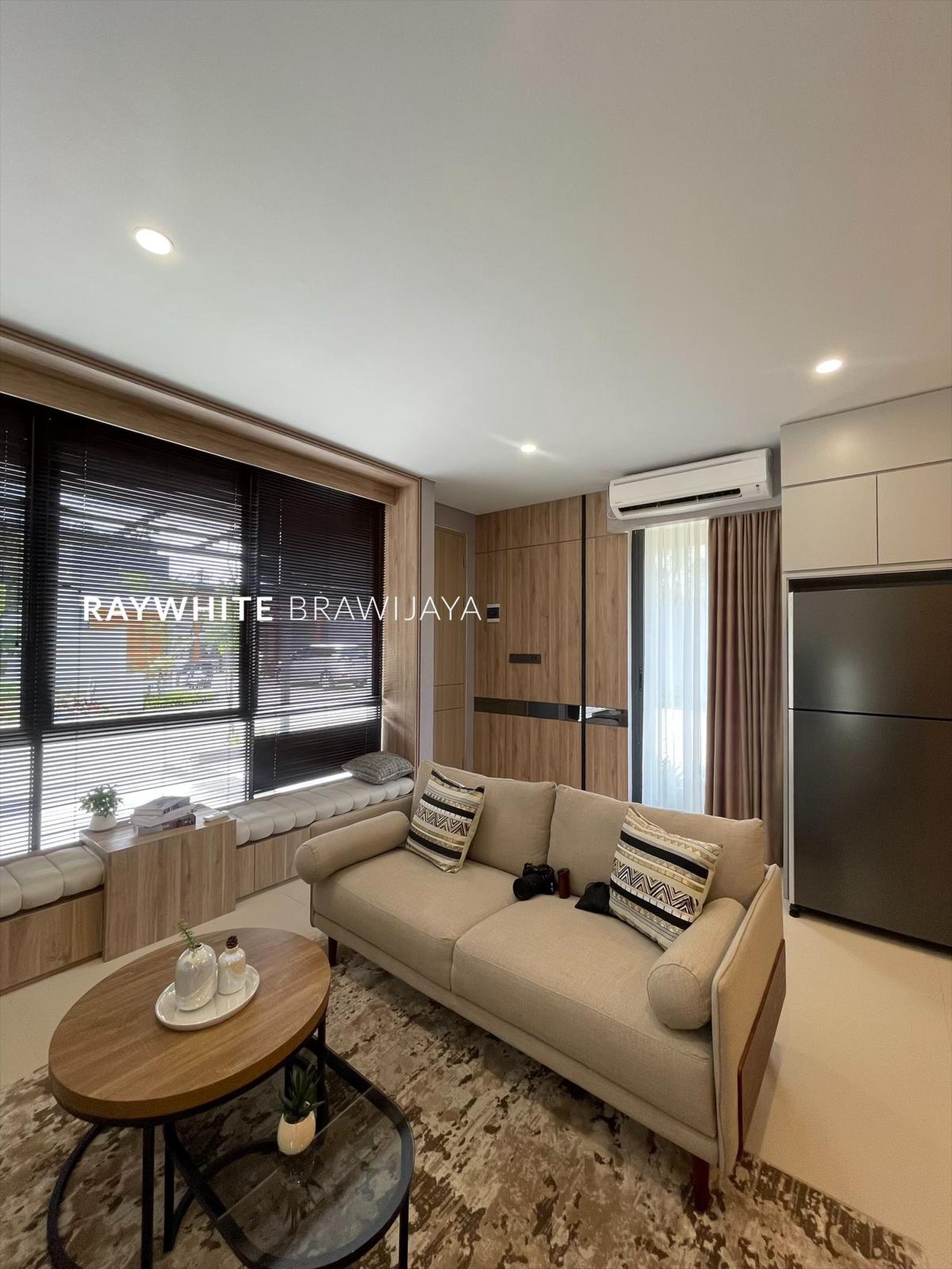 Townhouse Modern Minimalis Area Cilandak Lokasi Strategis
