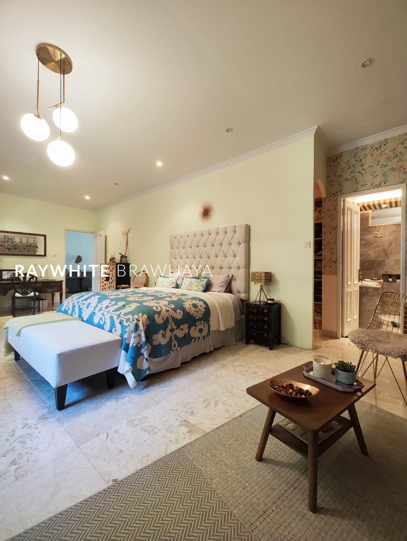 Rumah Modern Siap Huni Lingkungan Tenang Area Kebayoran Baru