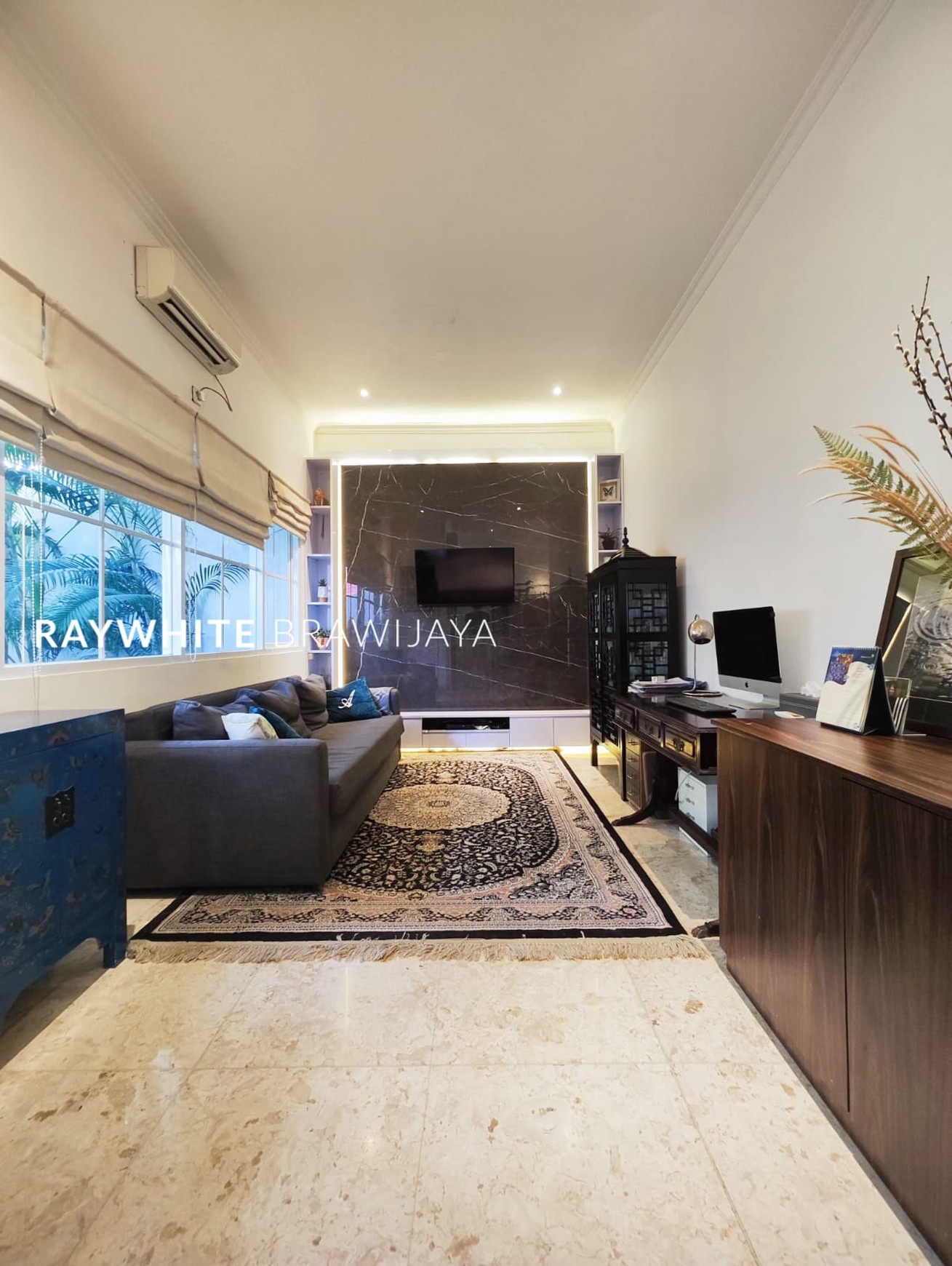 Rumah Modern Siap Huni Lingkungan Tenang Area Kebayoran Baru