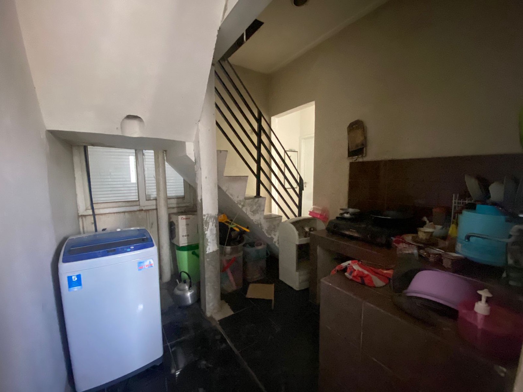 Rumah Butuh Renovasi di Cibubur Country, Cikeas