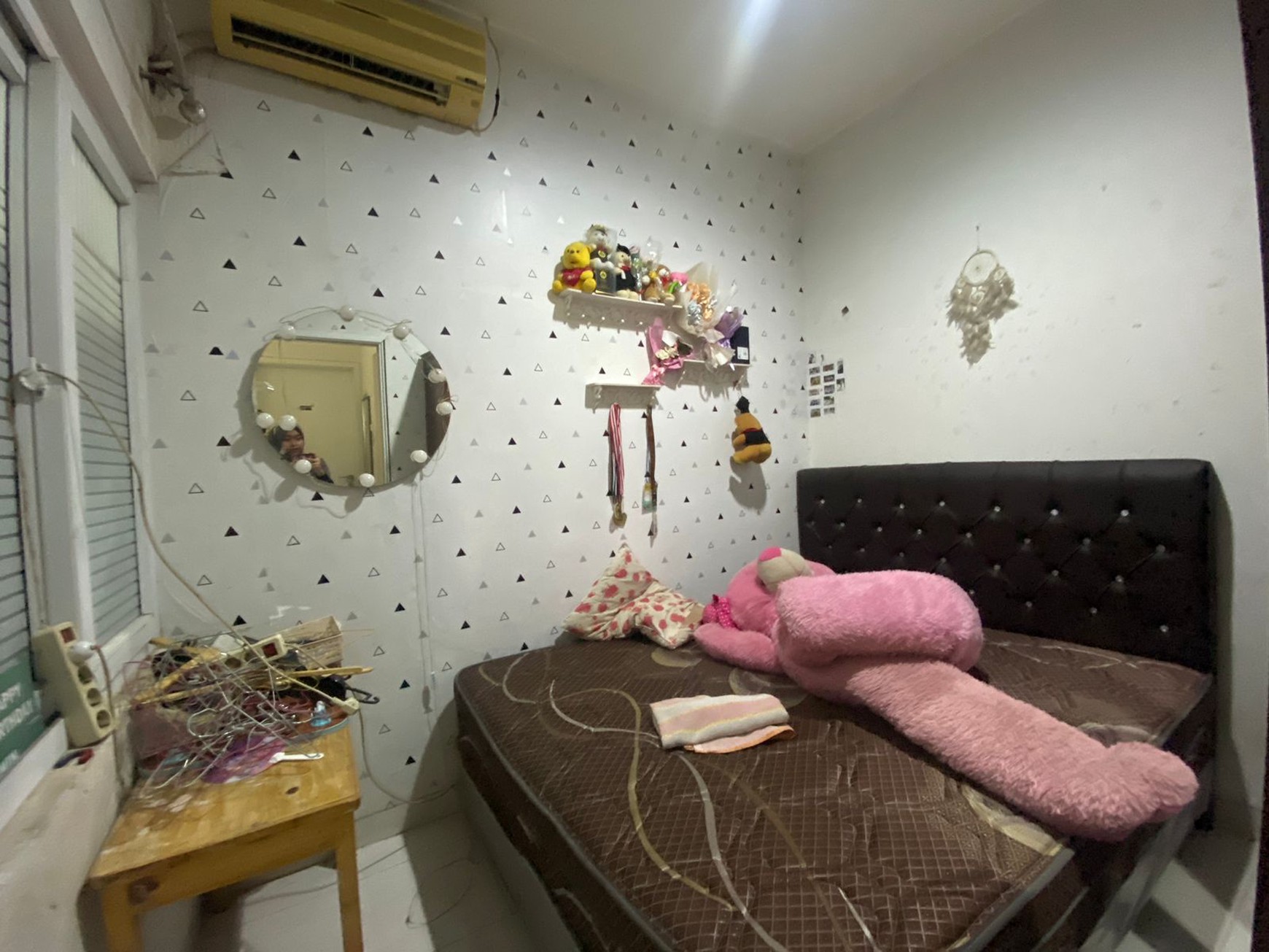 Rumah Butuh Renovasi di Cibubur Country, Cikeas