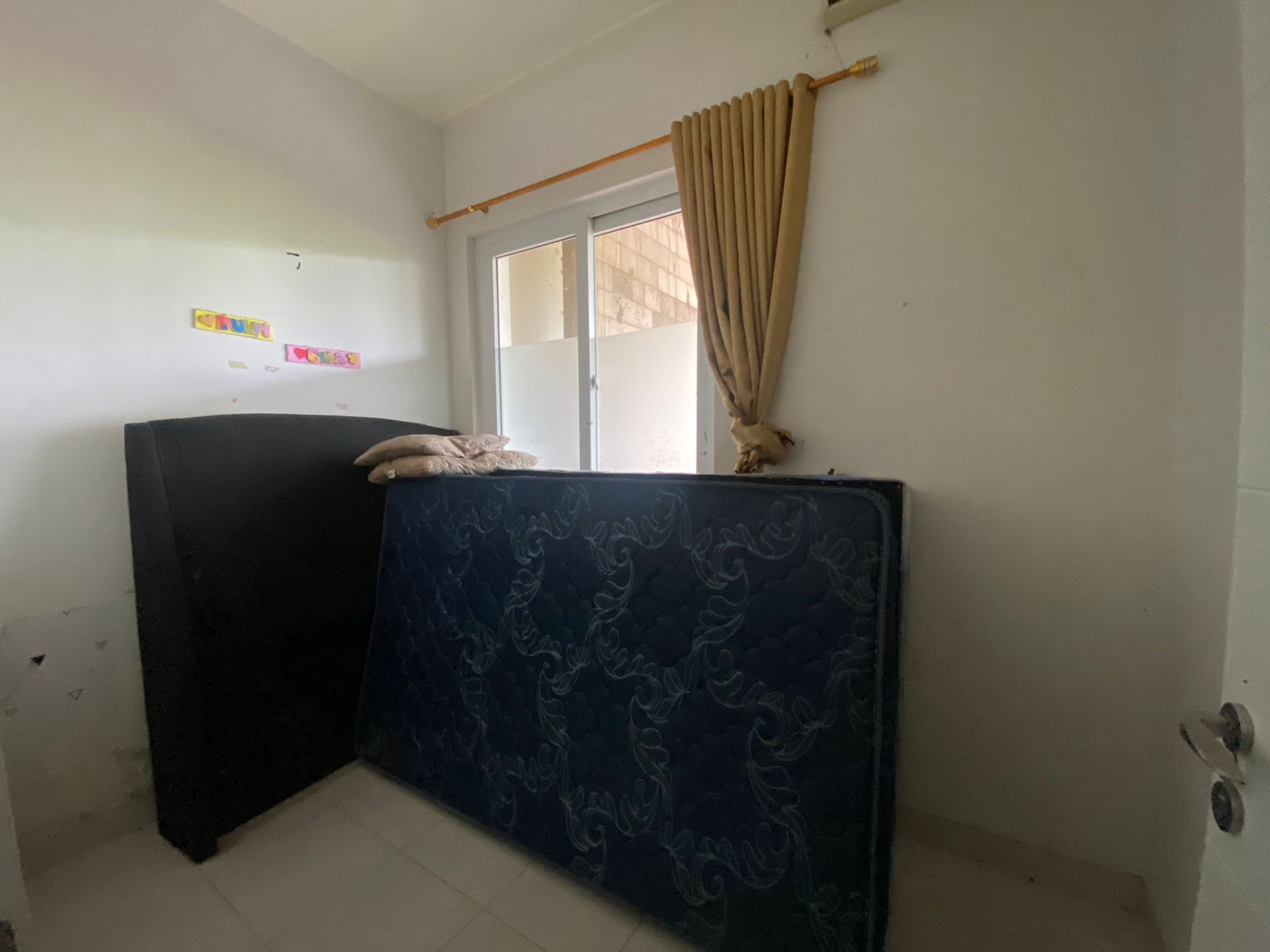 Rumah Butuh Renovasi di Cibubur Country, Cikeas