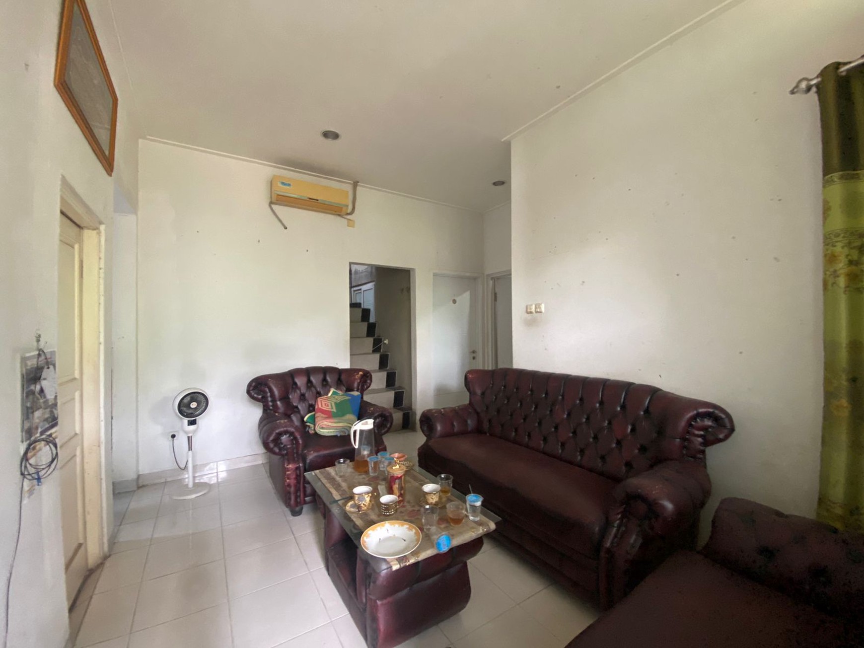 Rumah Butuh Renovasi di Cibubur Country, Cikeas