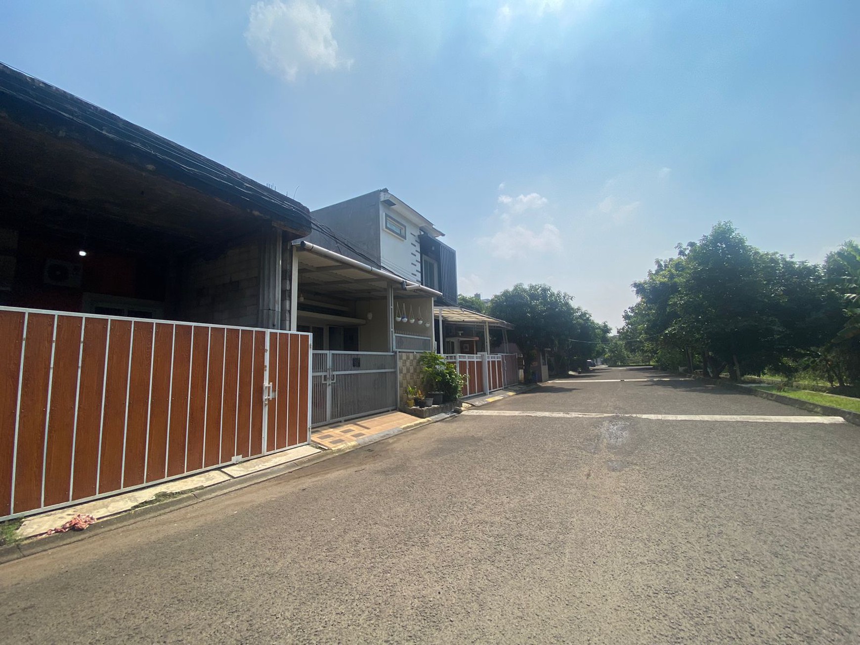 Rumah Butuh Renovasi di Cibubur Country, Cikeas