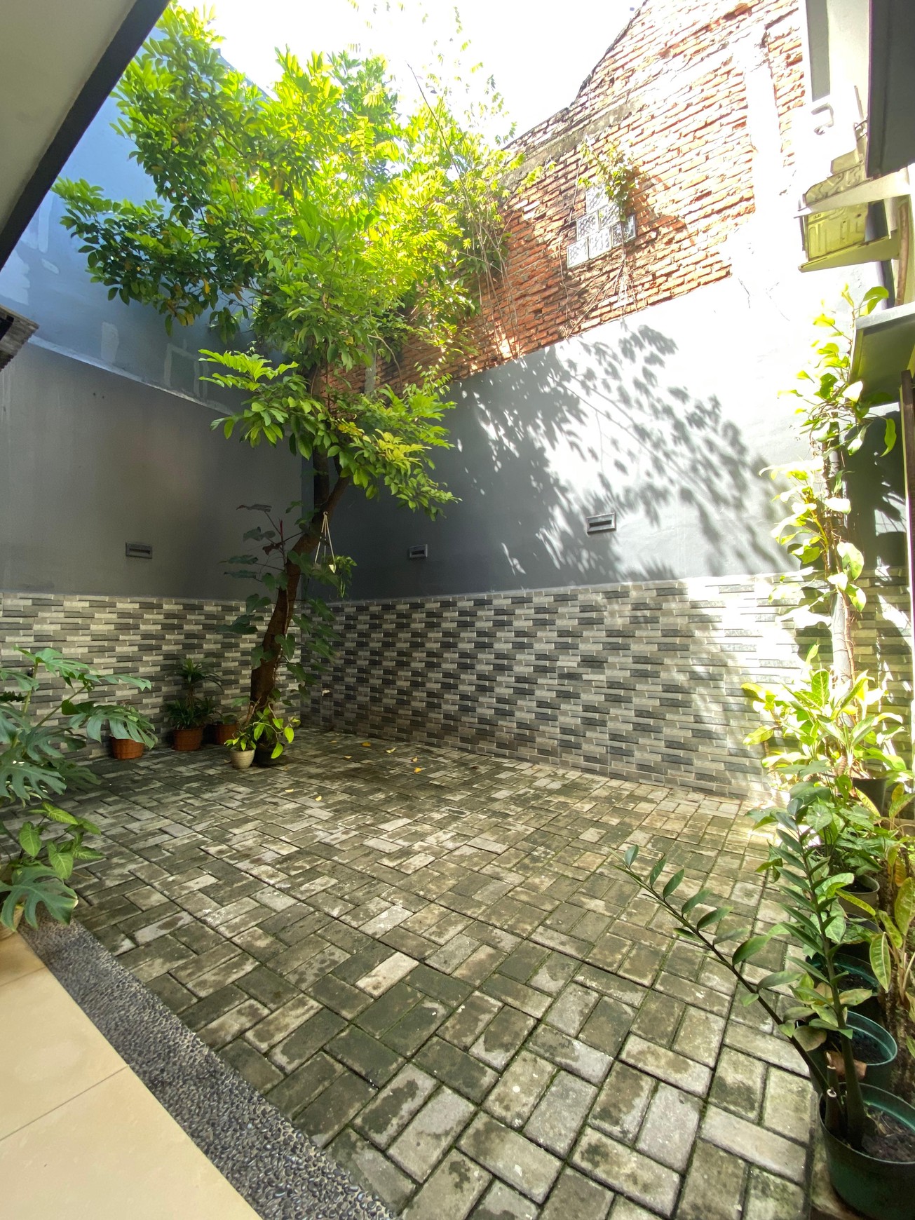 Hunian Nyaman, Strategis, dan Bernilai Investasi Tinggi di Ciputat