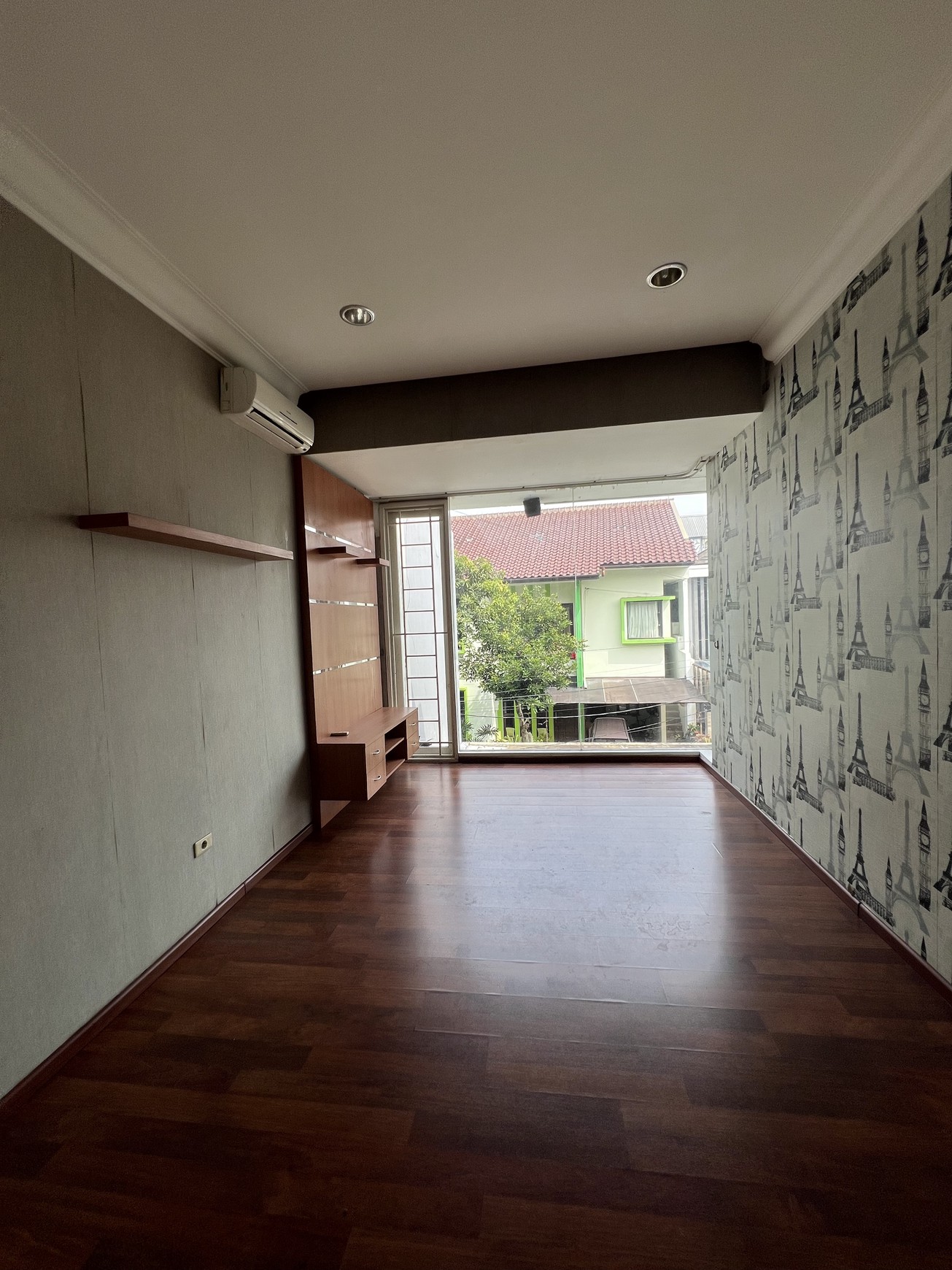 Dijual Rumah Siap Huni di Gegerkalong, Bandung