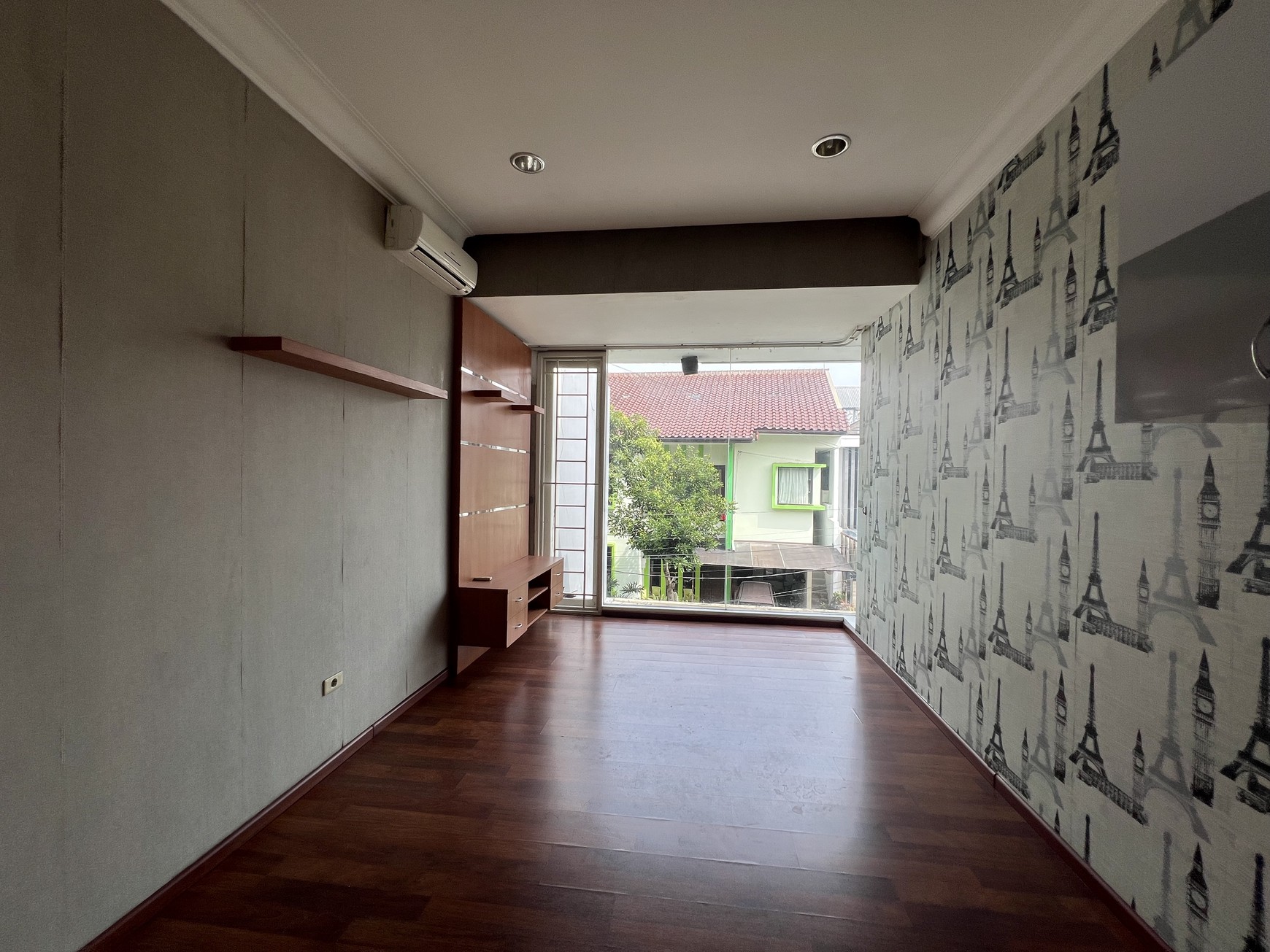 Dijual Rumah Siap Huni di Gegerkalong, Bandung