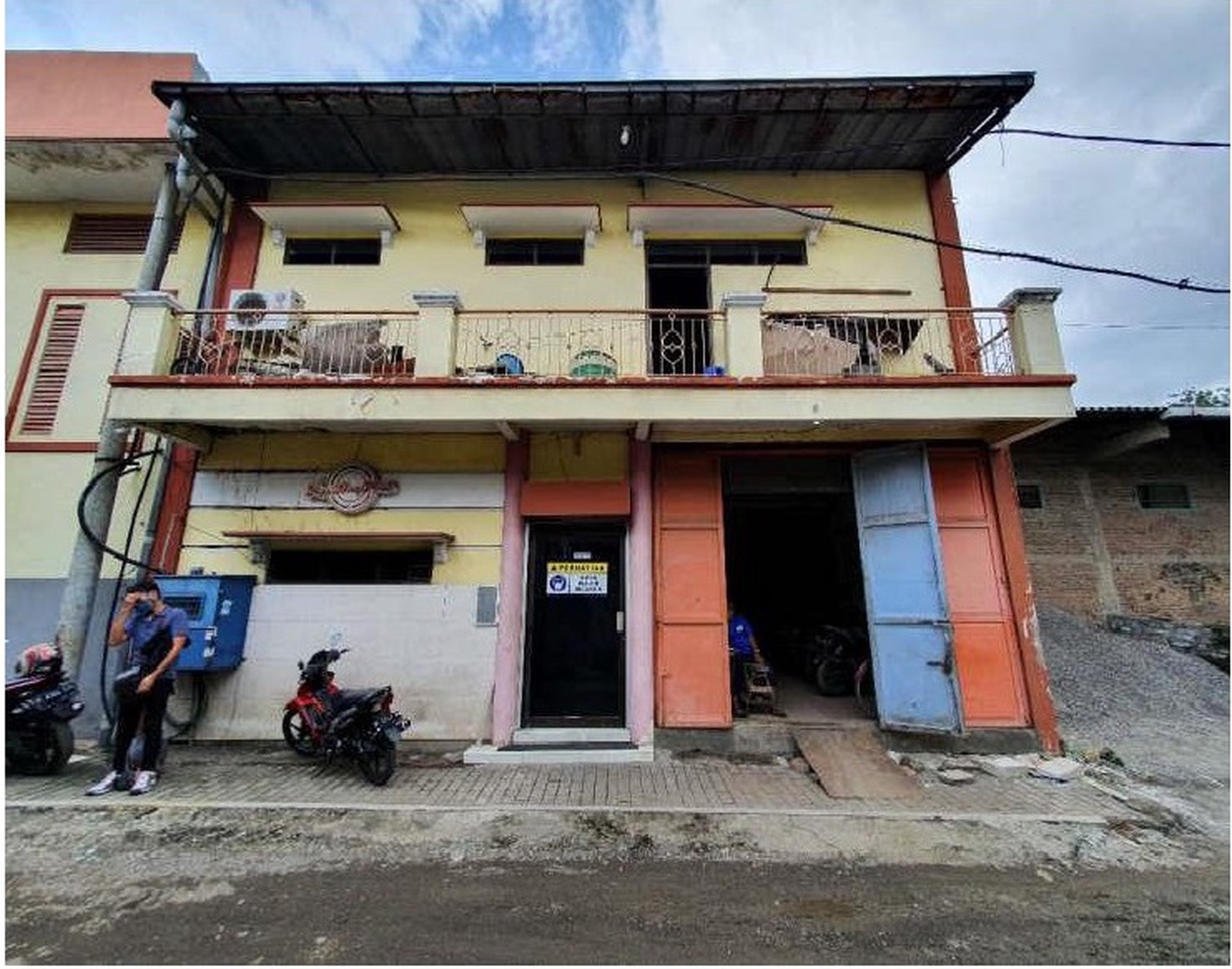 Lelang Gudang di Jl. Letjend Suprapto, Waru, Sidoarjo