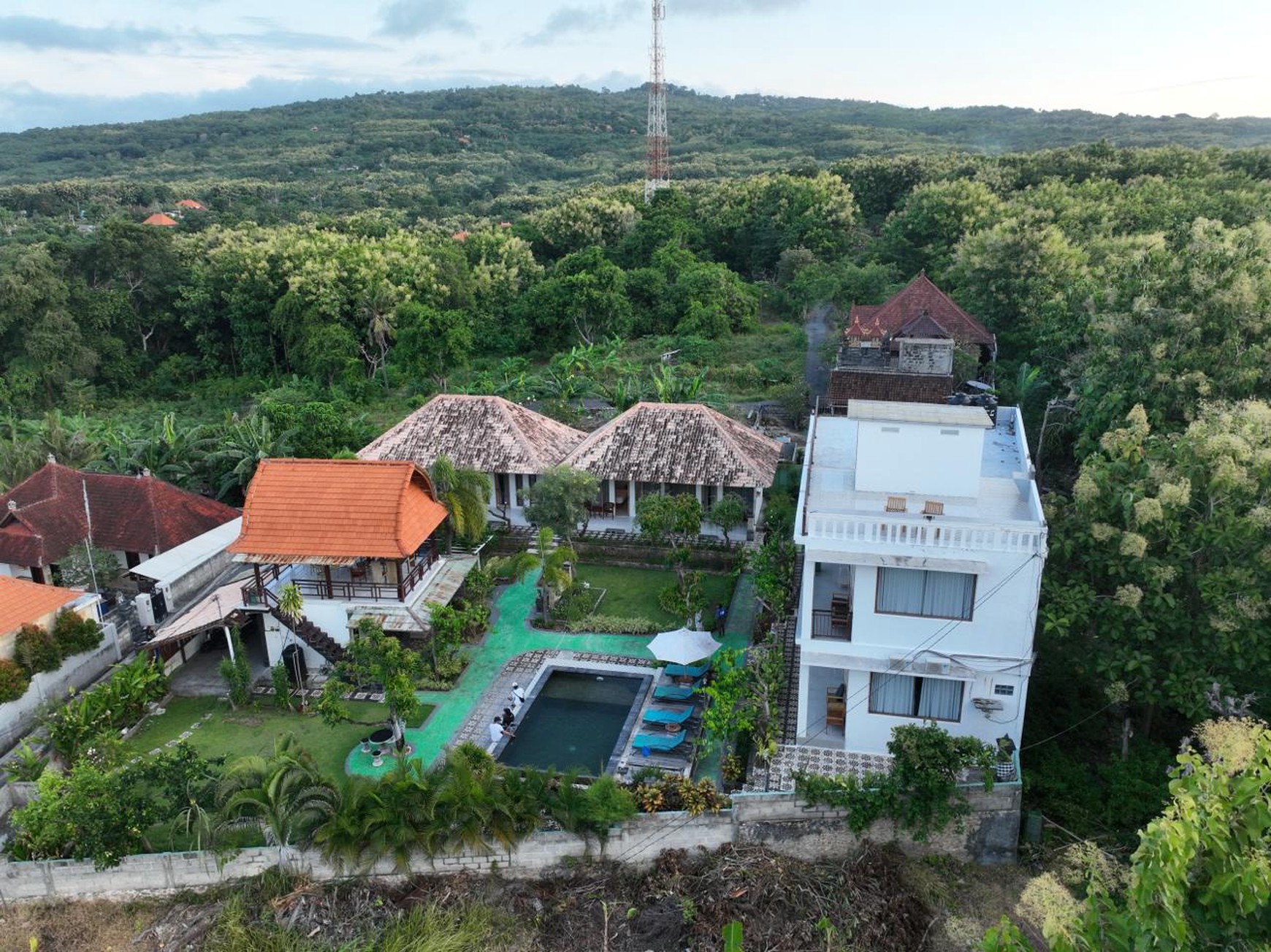 Villa Bagus Ada Kolam Renanng di Dekat Nusa Penida Bali