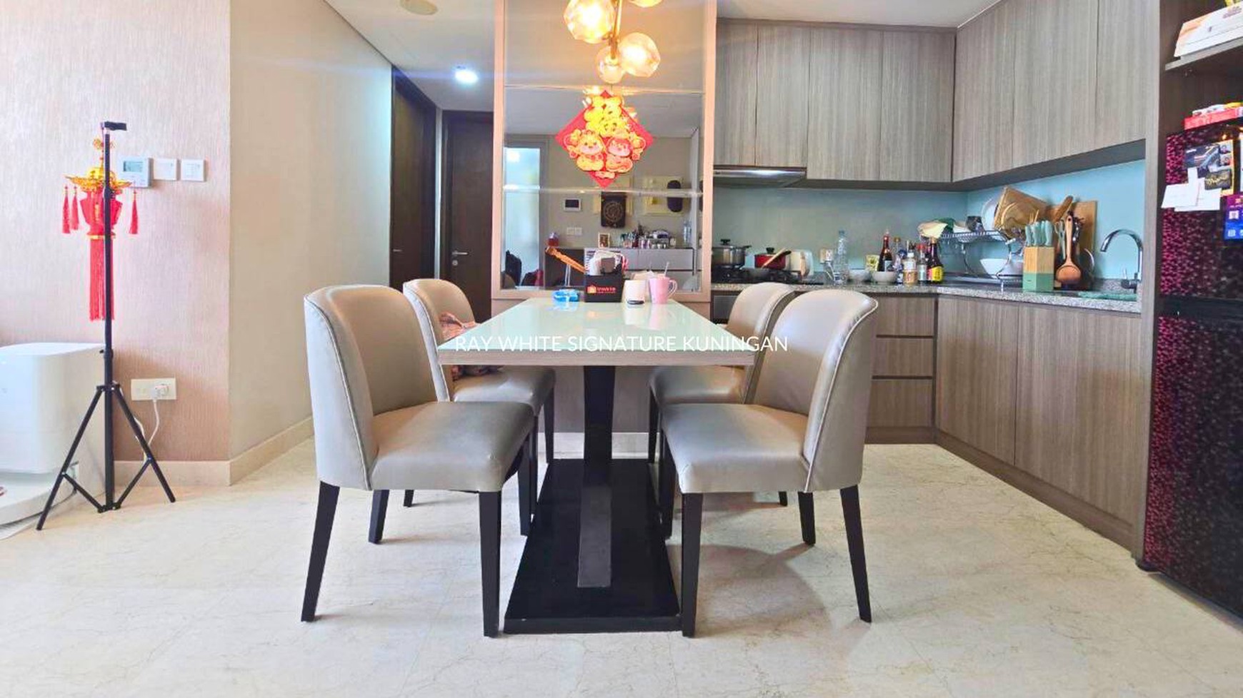 Dijual Apartemen The Orchard Satrio, Ciputra World 2 