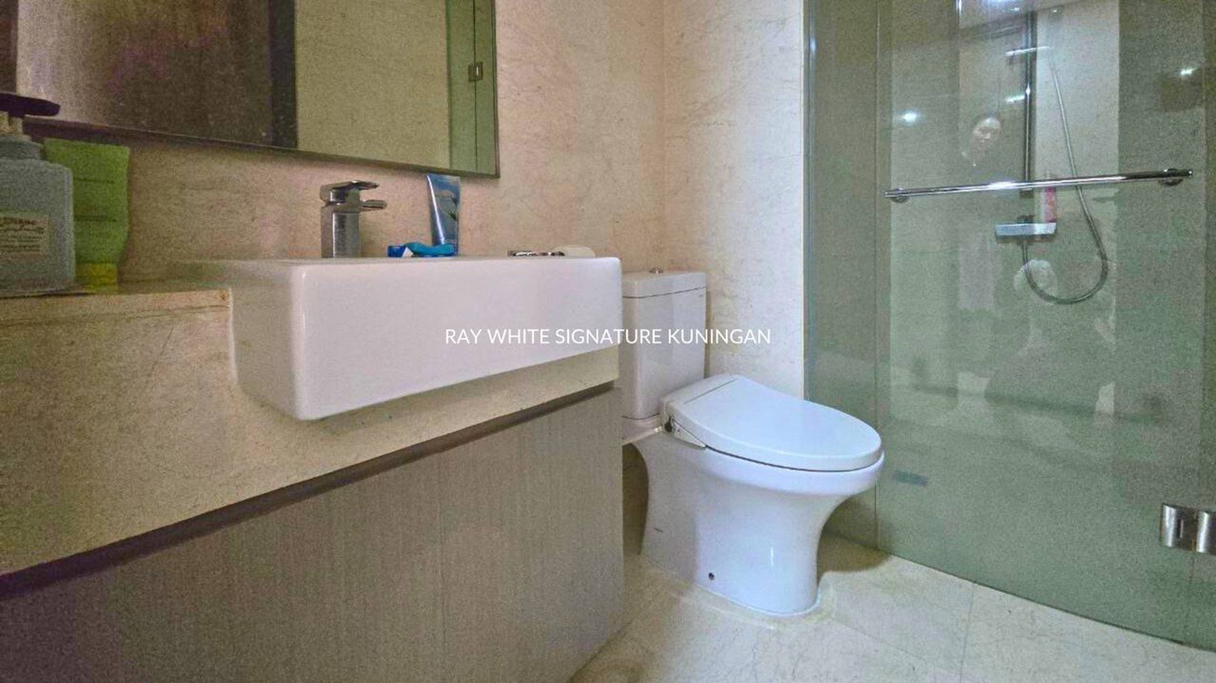 Dijual Apartemen The Orchard Satrio, Ciputra World 2 