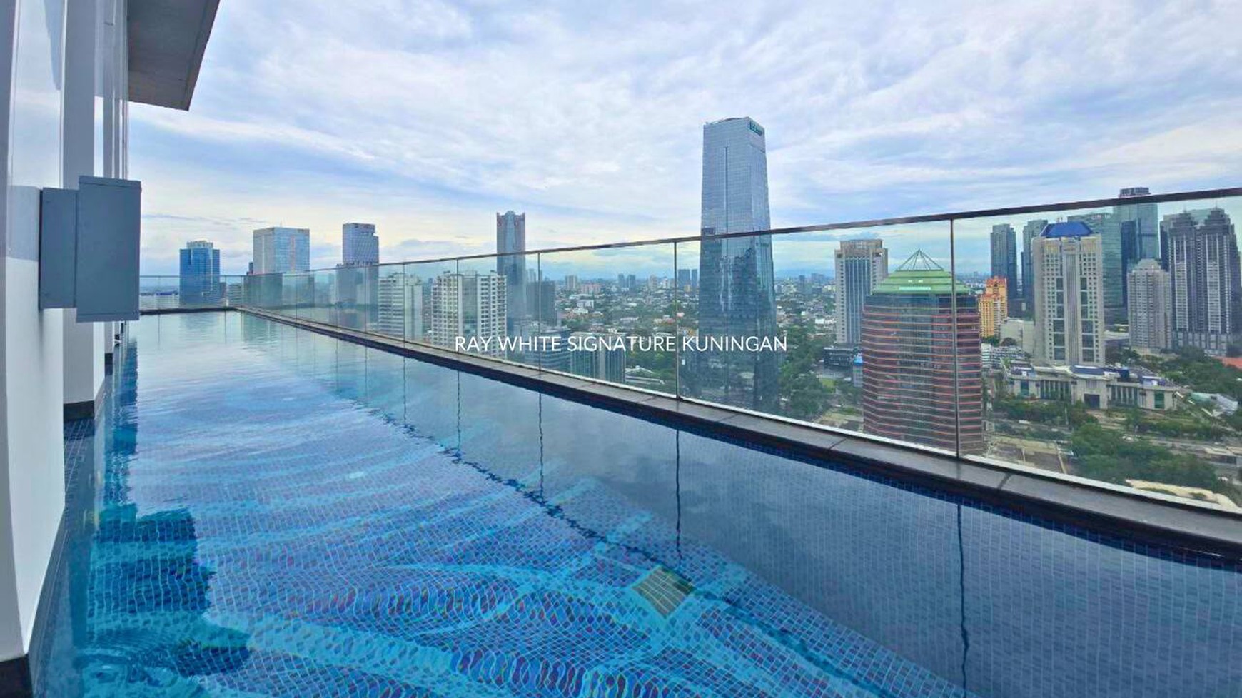 Dijual Apartemen The Orchard Satrio, Ciputra World 2 