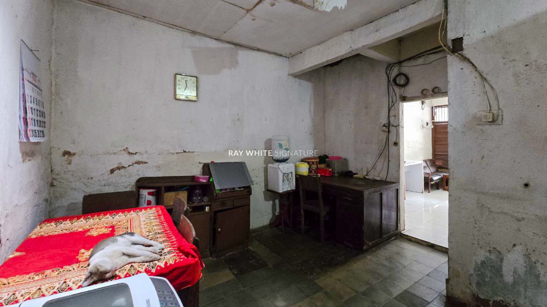 Rumah Bangunan Lama di Jalan Danau Dibawah Blok G1, Bendungan Hilir