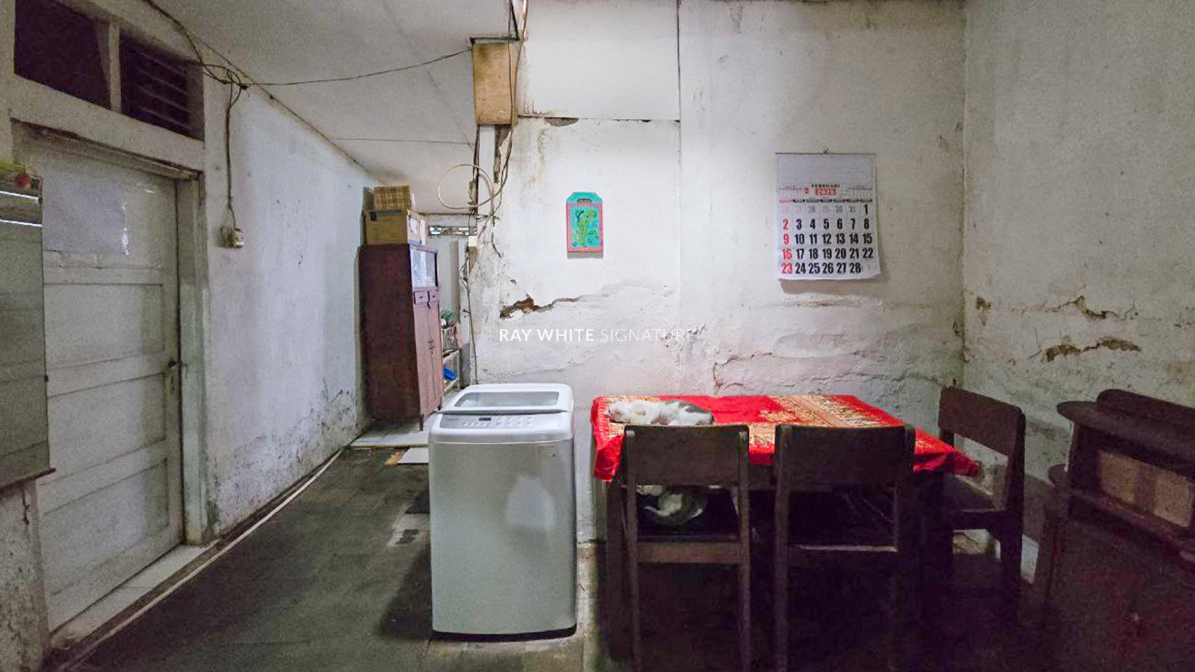 Rumah Bangunan Lama di Jalan Danau Dibawah Blok G1, Bendungan Hilir