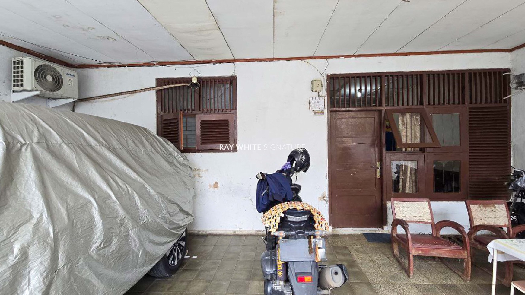 Rumah Bangunan Lama di Jalan Danau Dibawah Blok G1, Bendungan Hilir