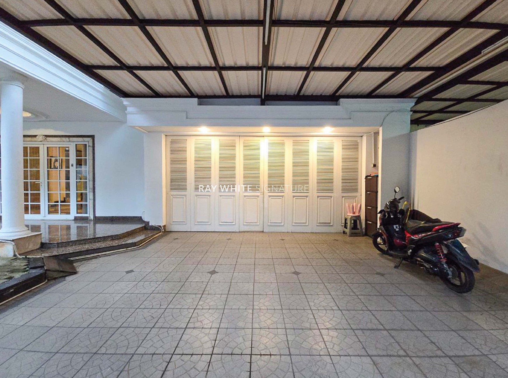 Rumah Mewah Lokasi Elite di Karang Asem Utara Kuningan