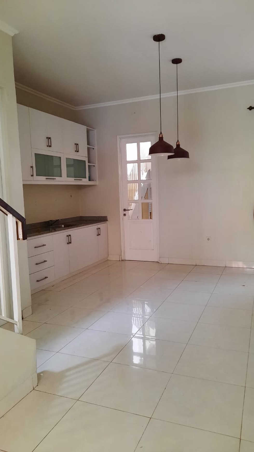 Rumah Bagus Diarea Cluster Discovery, Akses Gate Tol Parigi