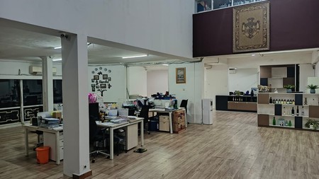 Dijual Rumah Strategis Di Area Prime Kebayoran Baru, Jakarta Selatan 