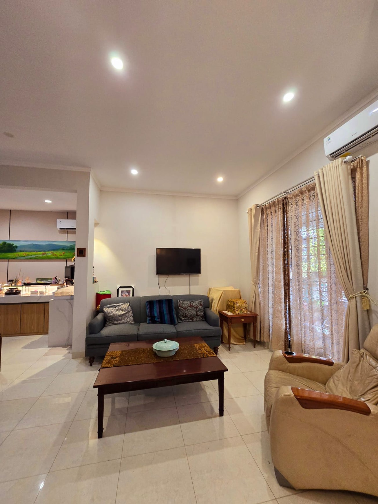 Rumah Siap huni,Bagus,dalam ruangan rapih di Bintaro Jaya Tangsel