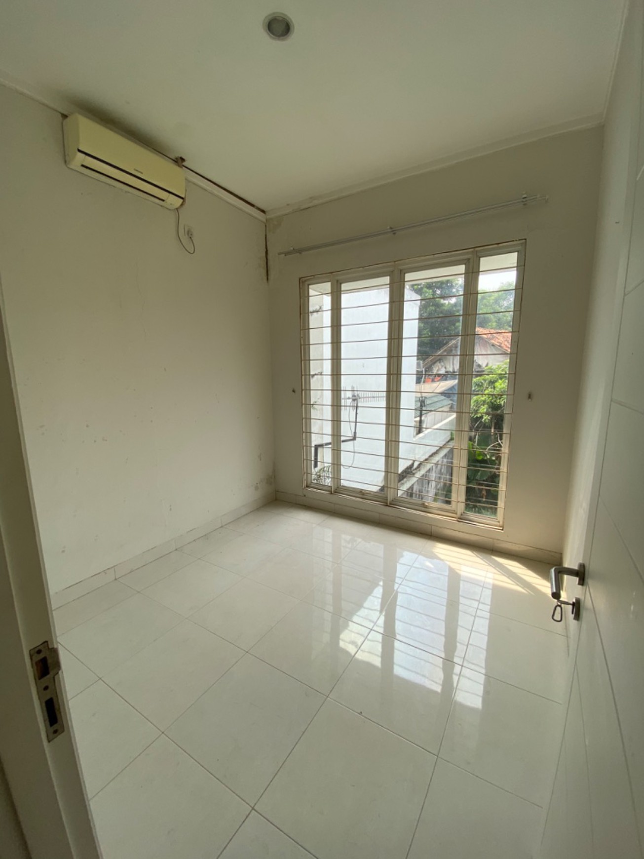 Rumah Bagus,nyaman,lokasi oke di Bintaro Jaya Tangsel