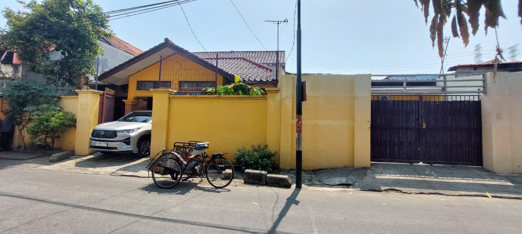 Dijual Lahan Plus Kontrakan - Peluang Emas di Lokasi Super Strategis!