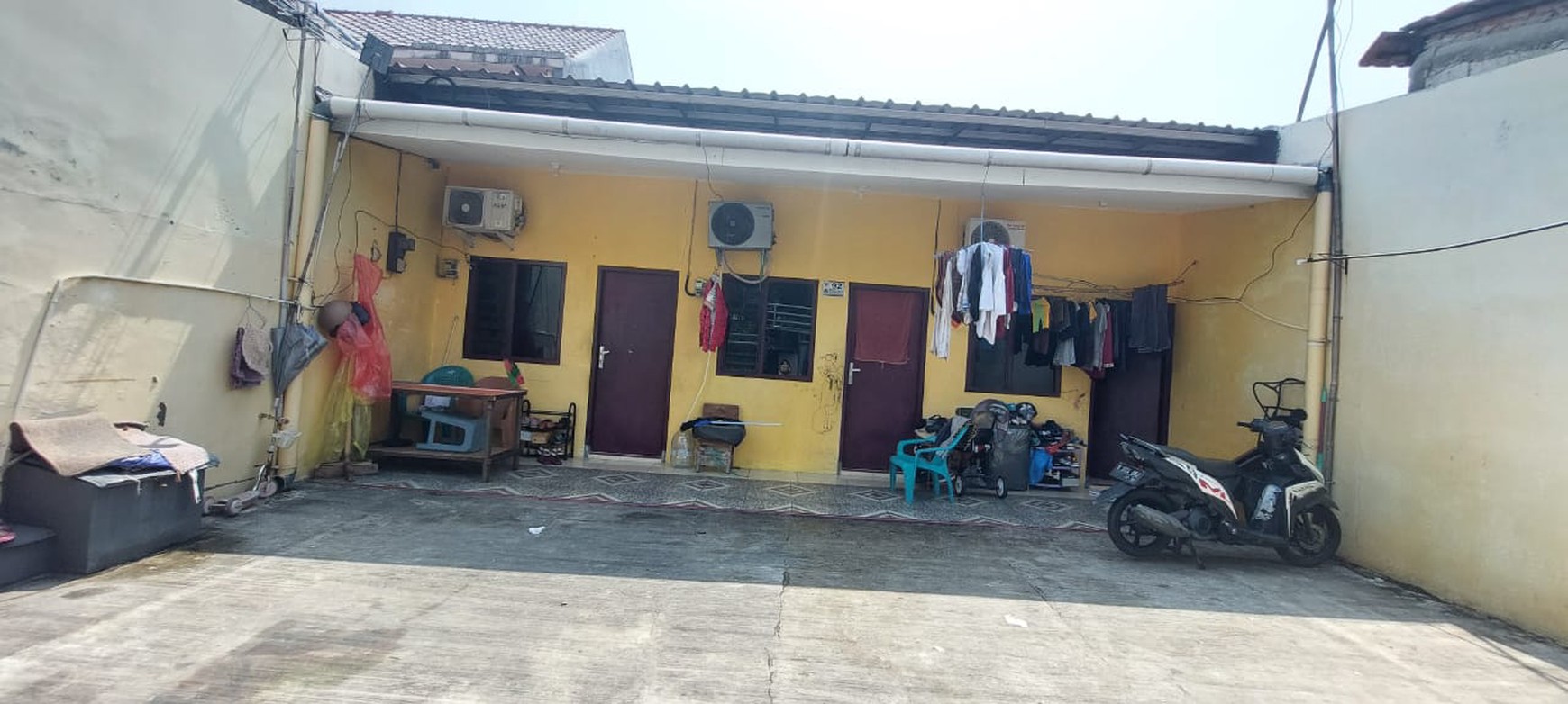 Dijual Lahan Plus Kontrakan - Peluang Emas di Lokasi Super Strategis!