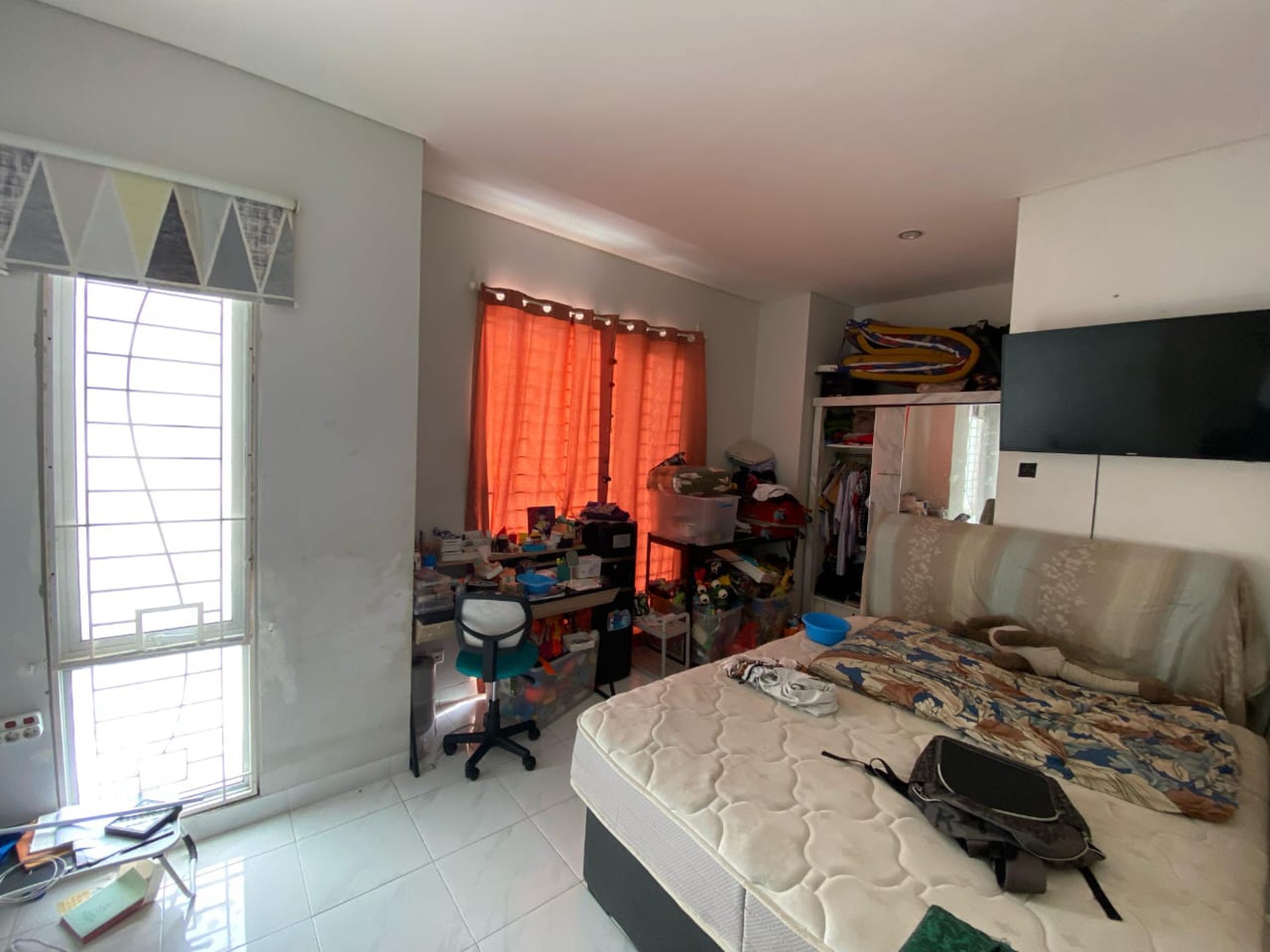 Dijual Cepat Rumah 2 Lantai, Lebar 7, Hanya 1M-an Malibu Village Gading Serpong